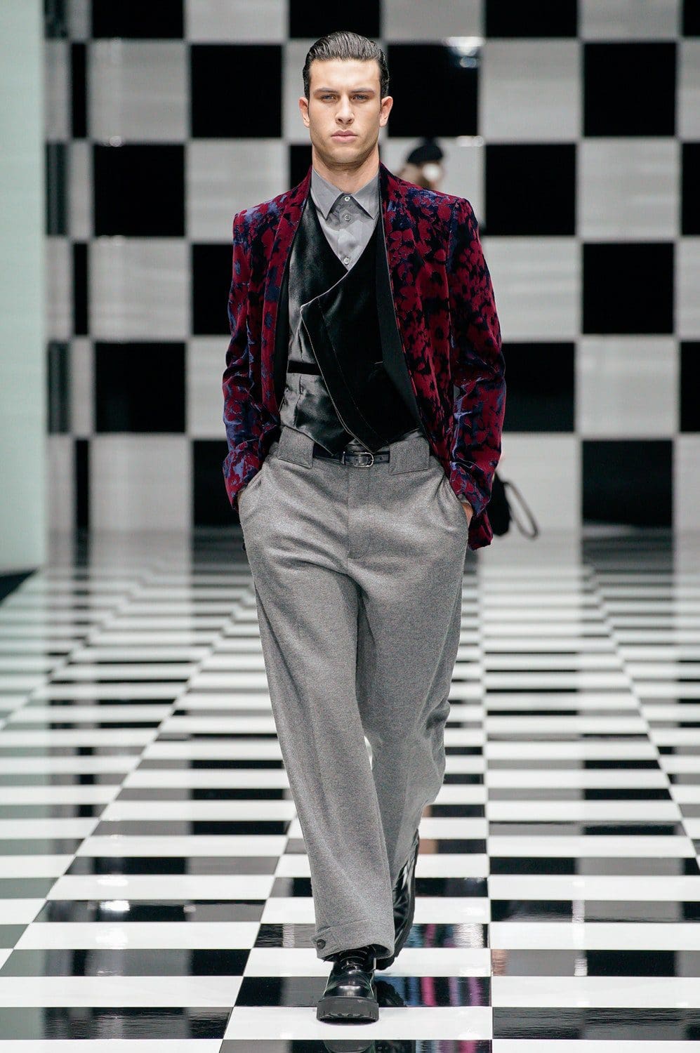 Emporio Armani Herbst Winter 2022-2023 Milan Runway Magazin