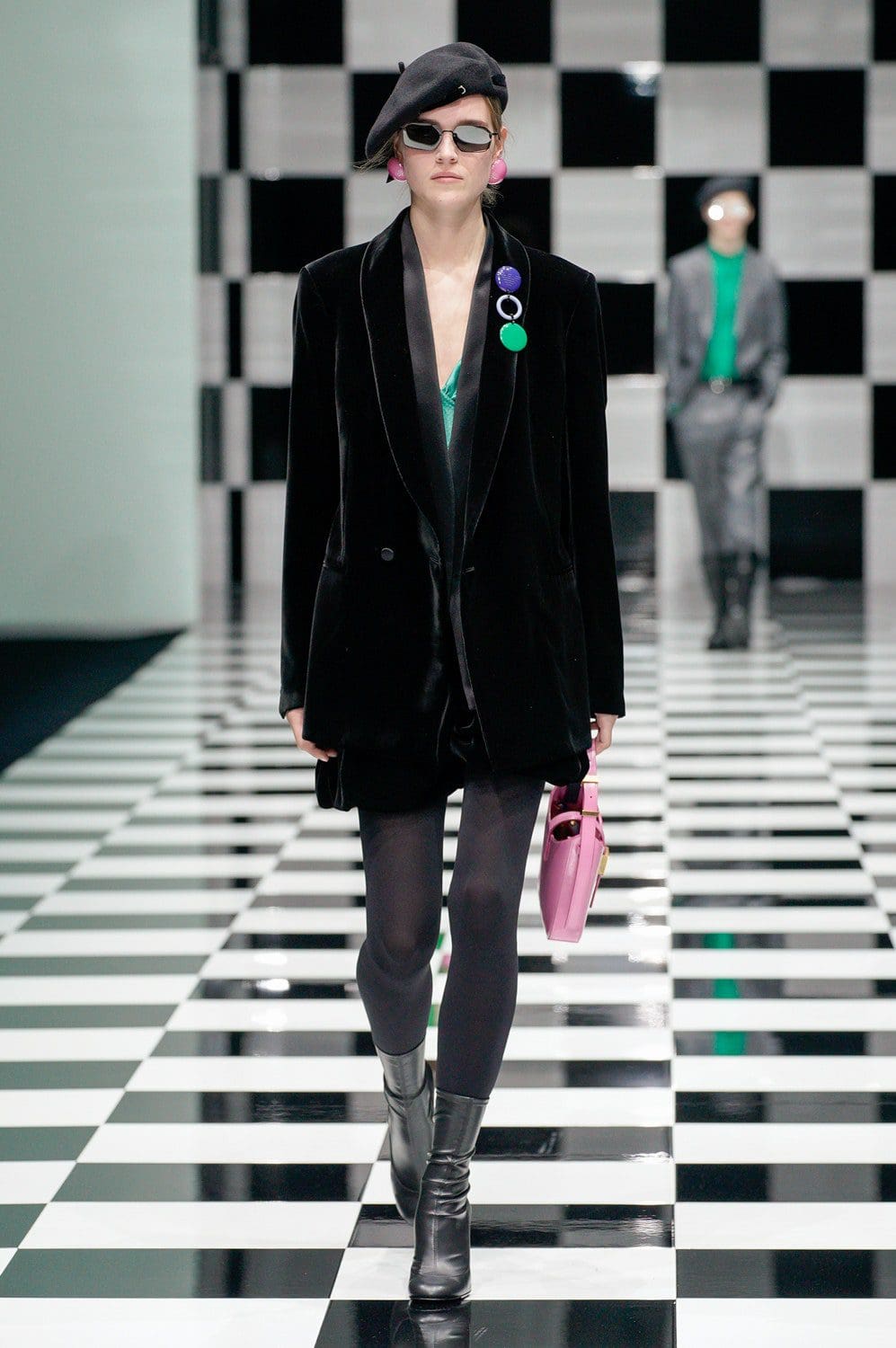 Emporio Armani Herbst Winter 2022-2023 Milan Runway Magazin