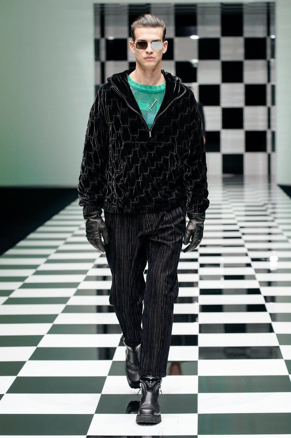 Emporio Armani Herbst Winter 2022-2023 Milan Runway Magazin