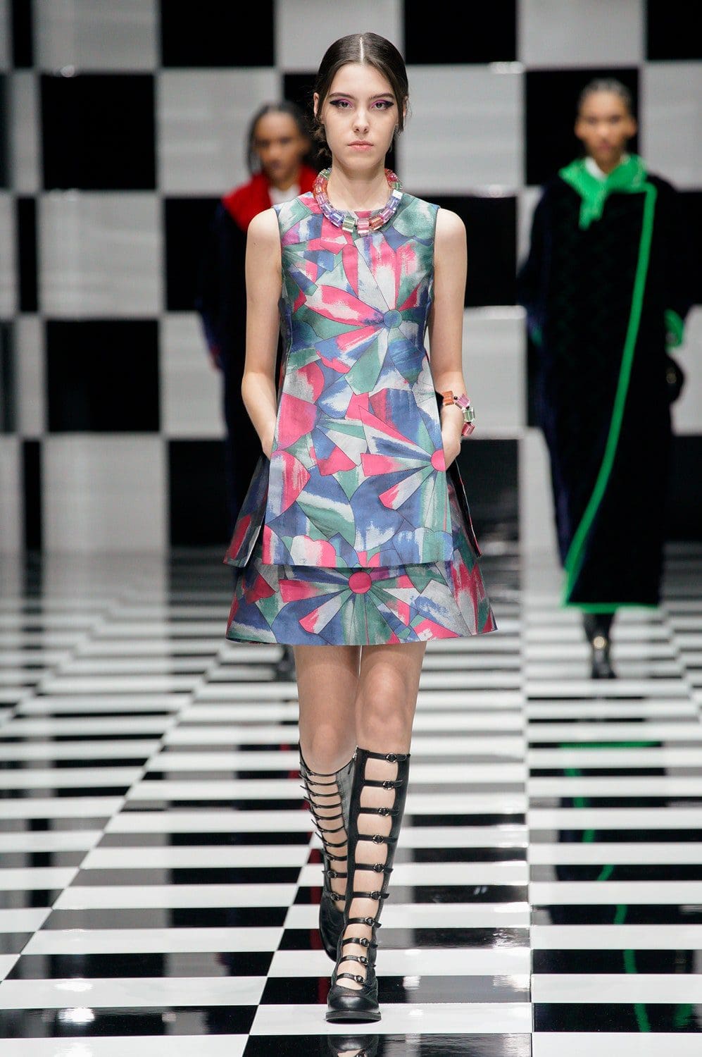 Emporio Armani Herbst Winter 2022-2023 Milan Runway Magazin