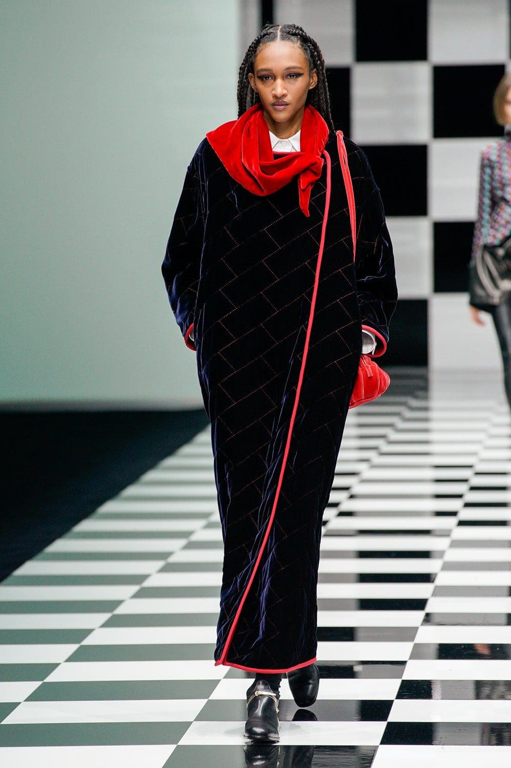Emporio Armani Herbst Winter 2022-2023 Milan Runway Magazin