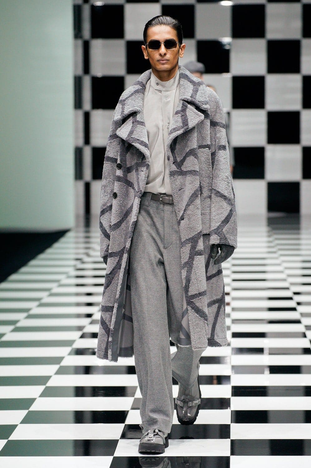 Emporio Armani Herbst Winter 2022-2023 Milan Runway Magazin
