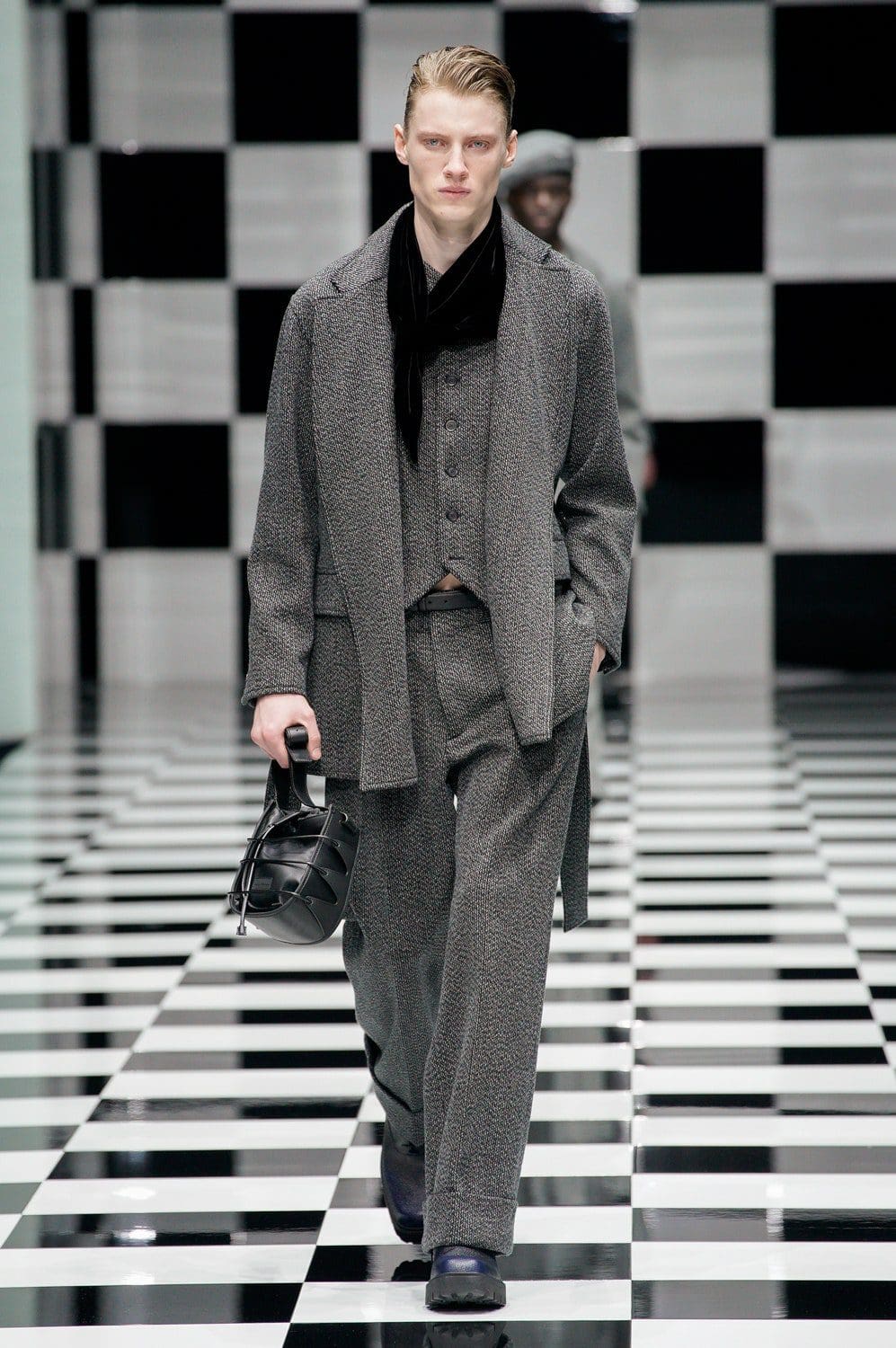 Emporio Armani Herbst Winter 2022-2023 Milan Runway Magazin