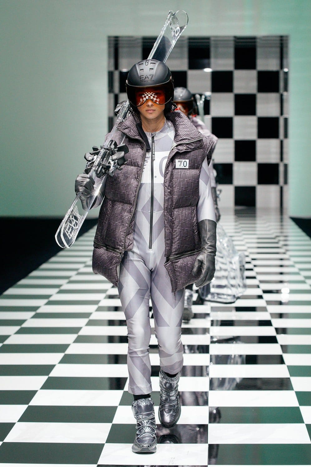 Emporio Armani Herbst Winter 2022-2023 Milan Runway Magazin