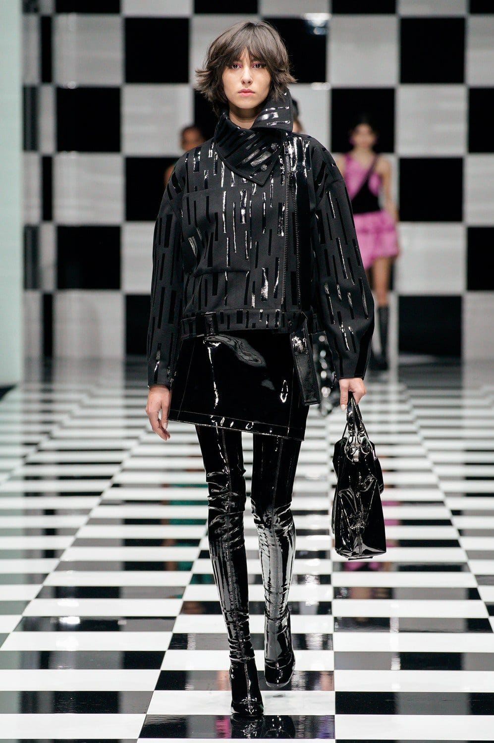 Emporio Armani Herbst Winter 2022-2023 Milan Runway Magazin