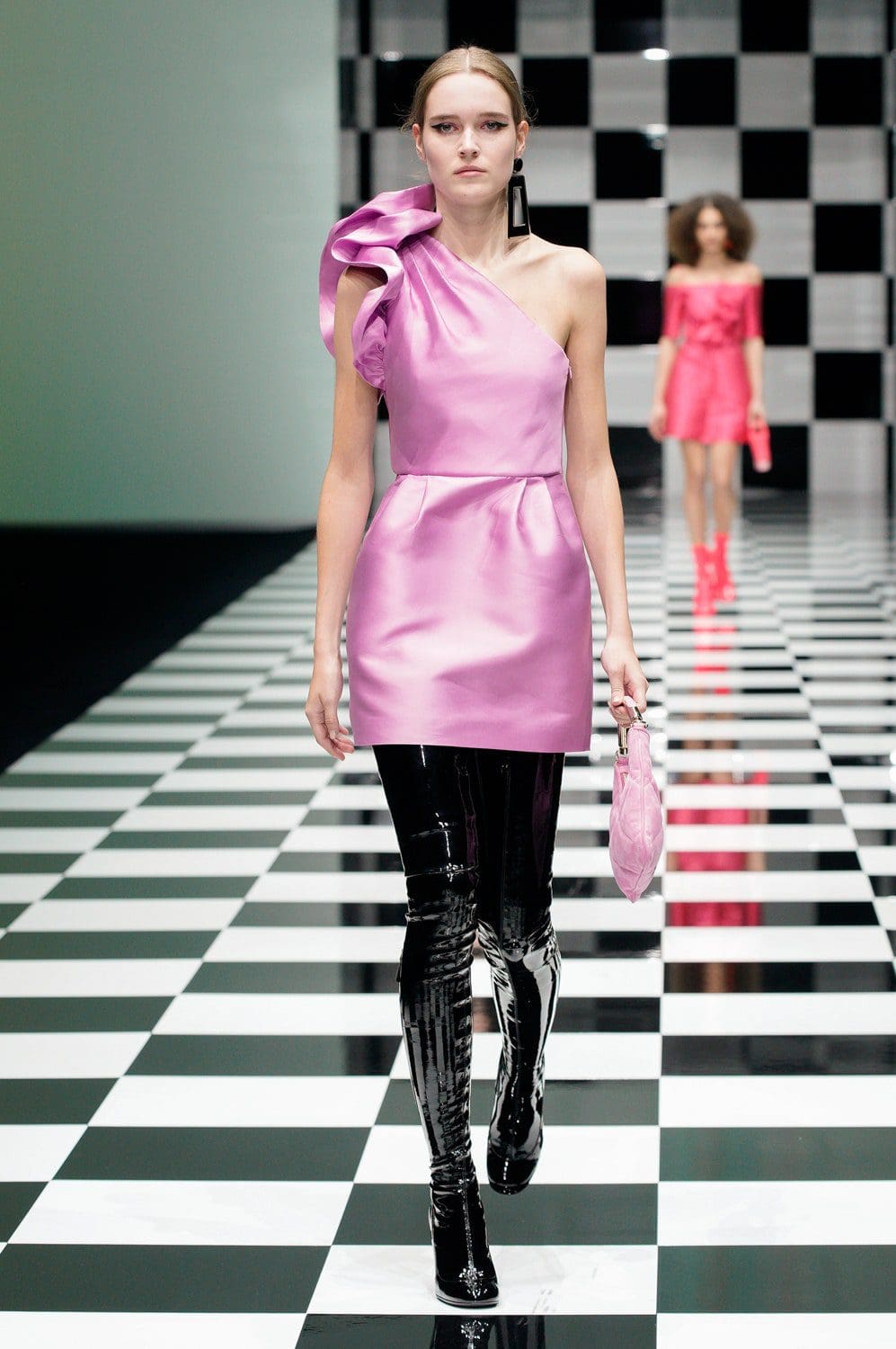 Emporio Armani Herbst Winter 2022-2023 Milan Runway Magazin