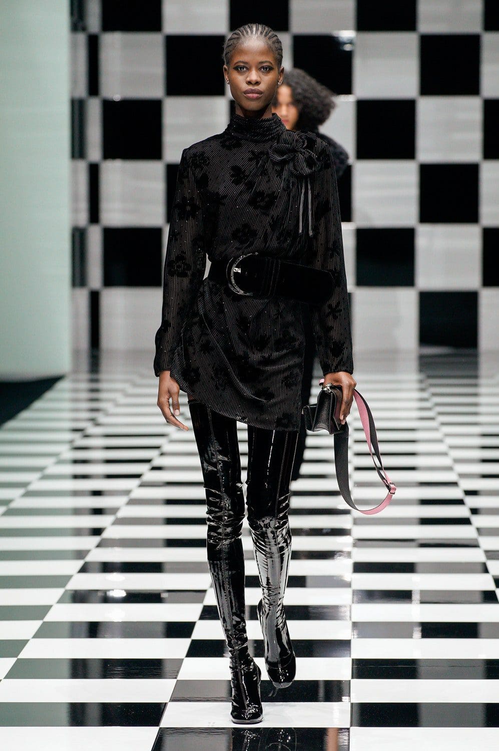 Emporio Armani Herbst Winter 2022-2023 Milan Runway Magazin