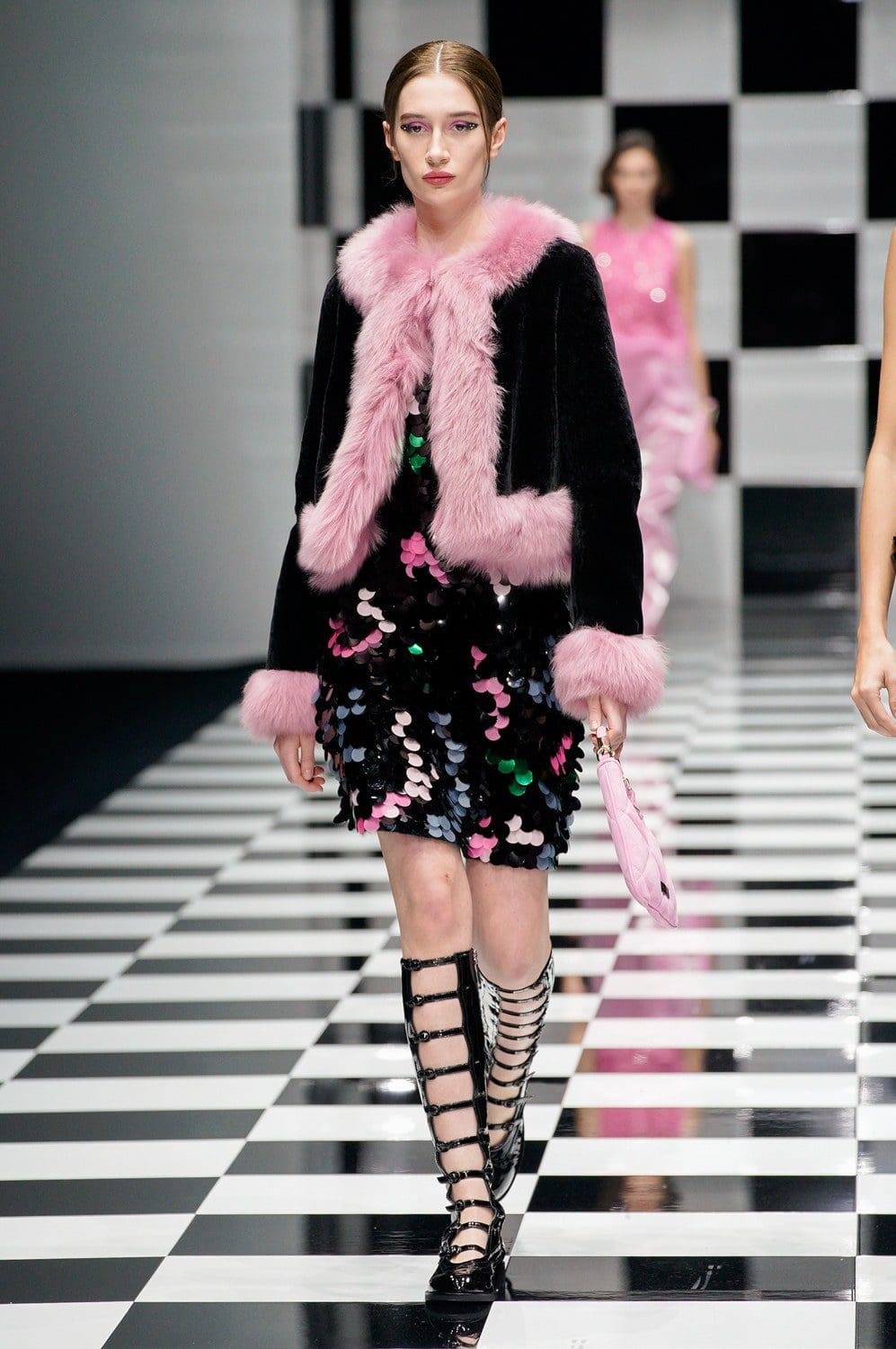 Emporio Armani Herbst Winter 2022-2023 Milan Runway Magazin