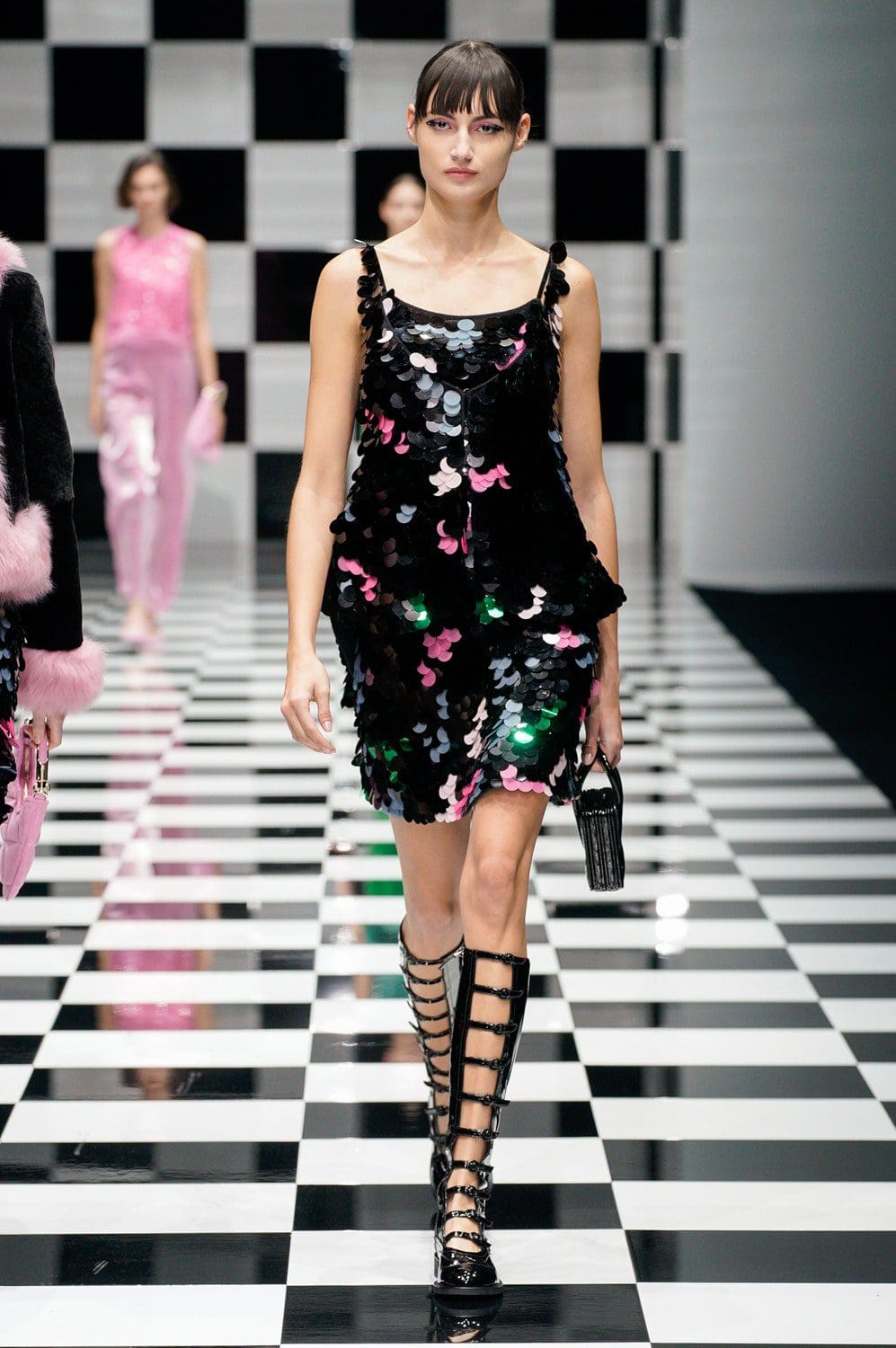 Emporio Armani Herbst Winter 2022-2023 Milan Runway Magazin