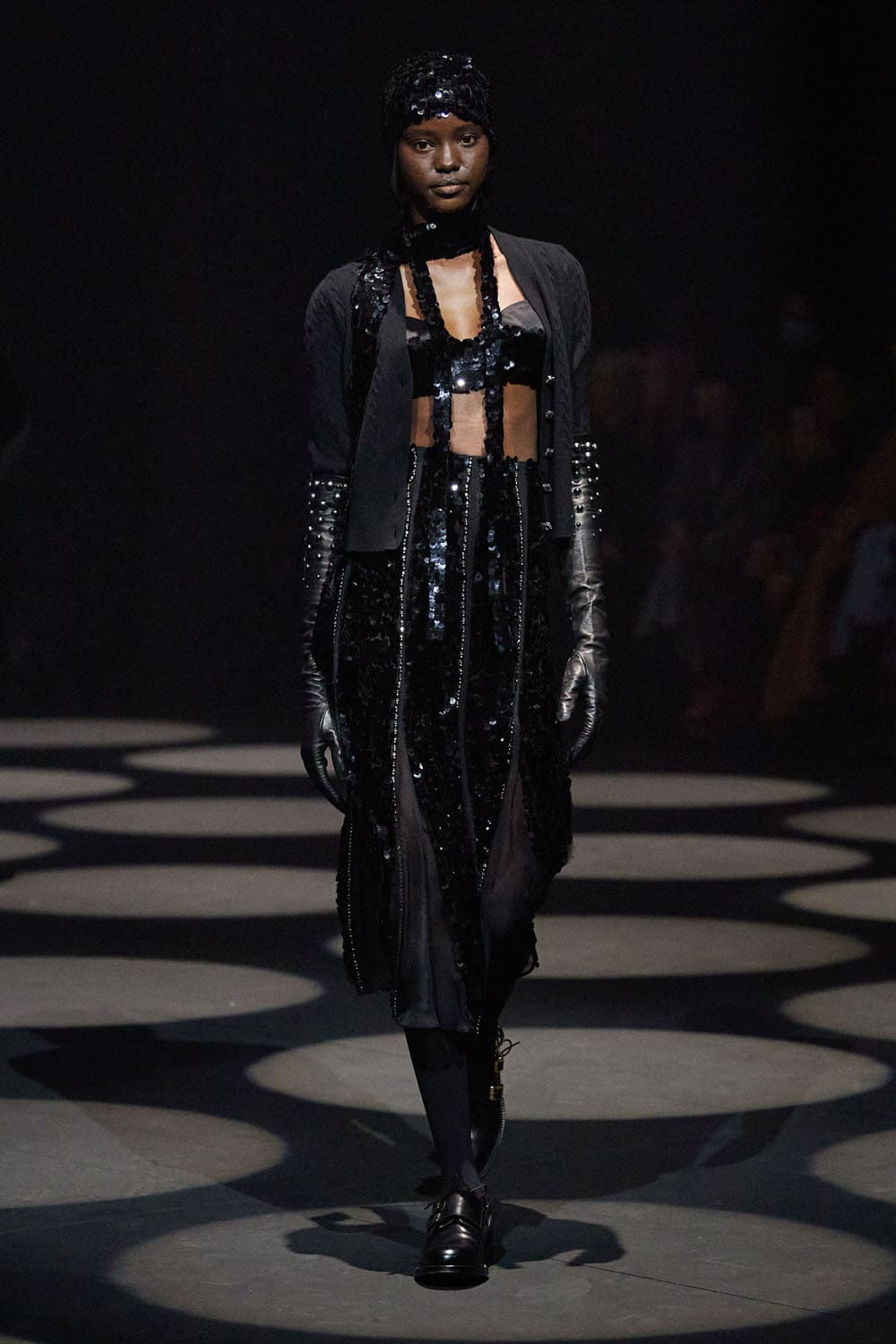 Erdem Fall Winter 2022-2023 London RUNWAY MAGAZINE