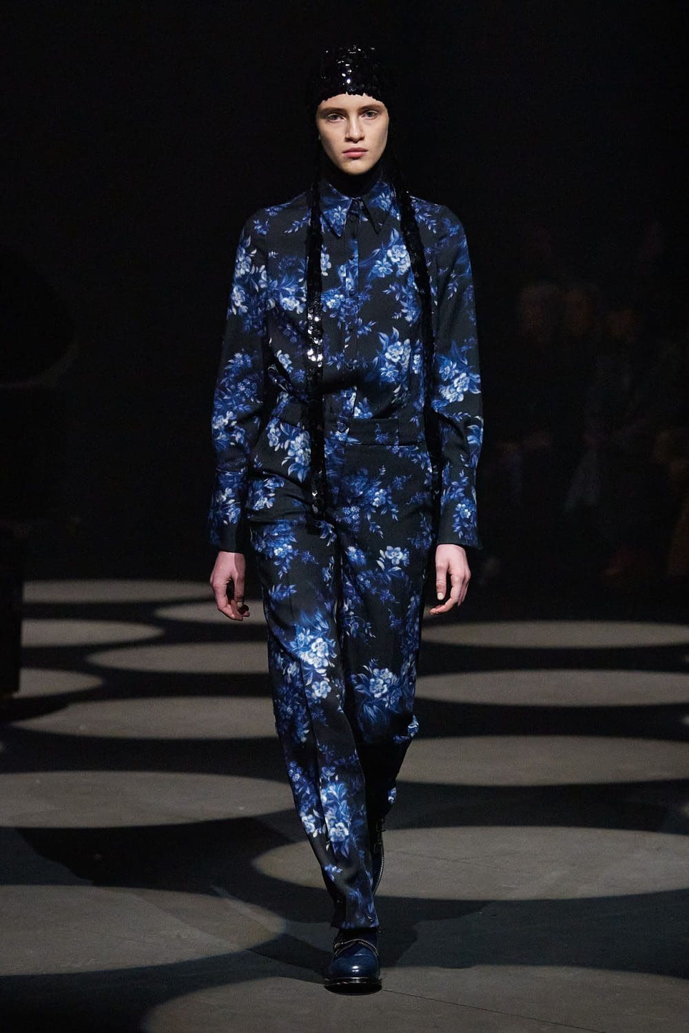 Erdem Fall Winter 2022-2023 London RUNWAY MAGAZINE