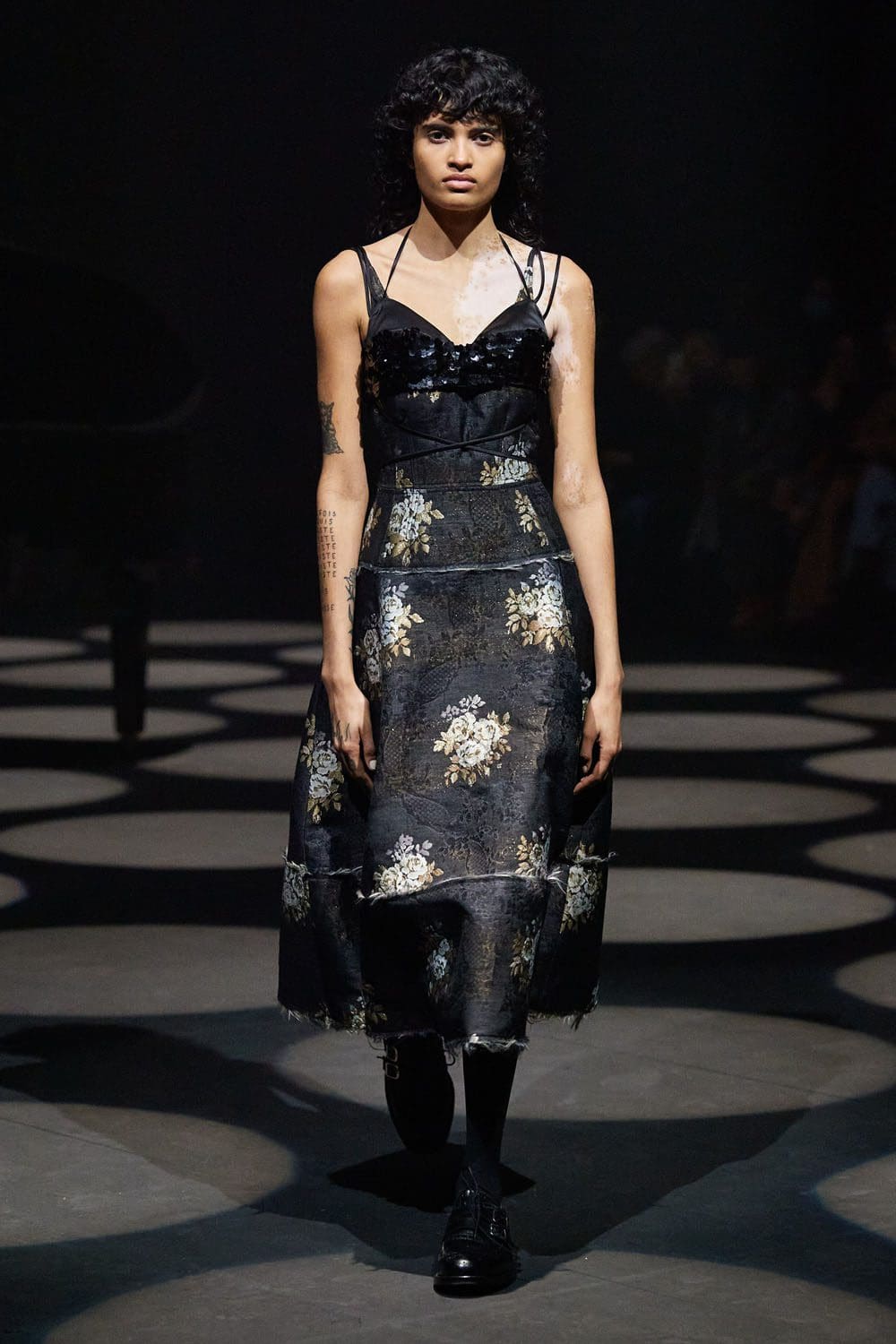 Erdem Fall Winter 2022-2023 London RUNWAY MAGAZINE
