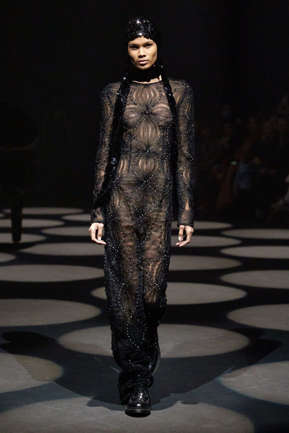 Erdem Fall Winter 2022-2023 London RUNWAY MAGAZINE