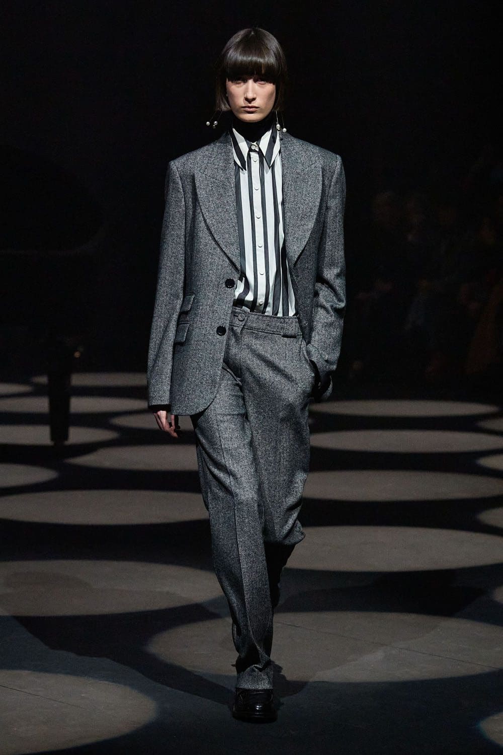 Erdem Fall Winter 2022-2023 London RUNWAY MAGAZINE