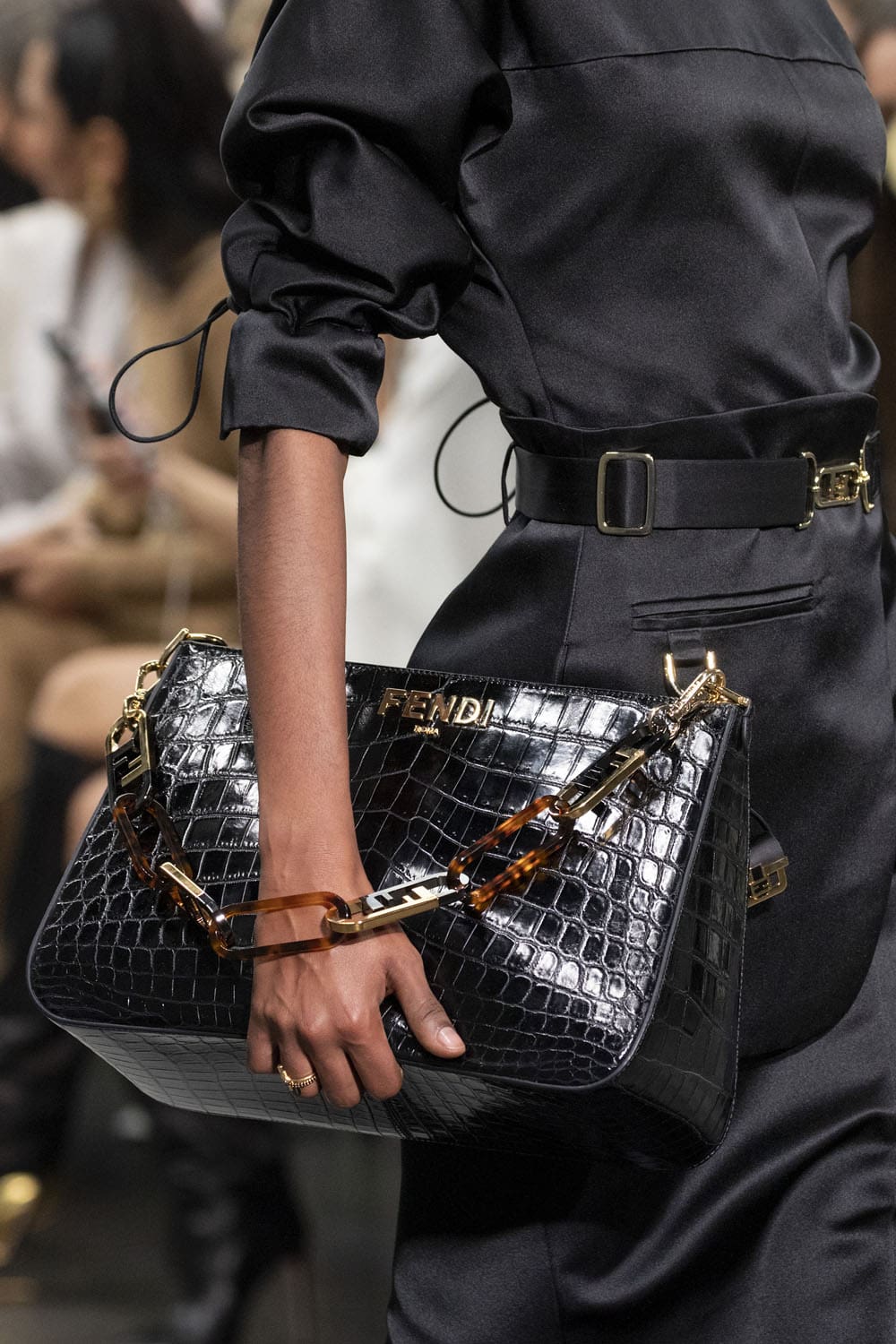 Fendi Fall Winter 2022-2023 Close Up Details Accessories Runway Magazine