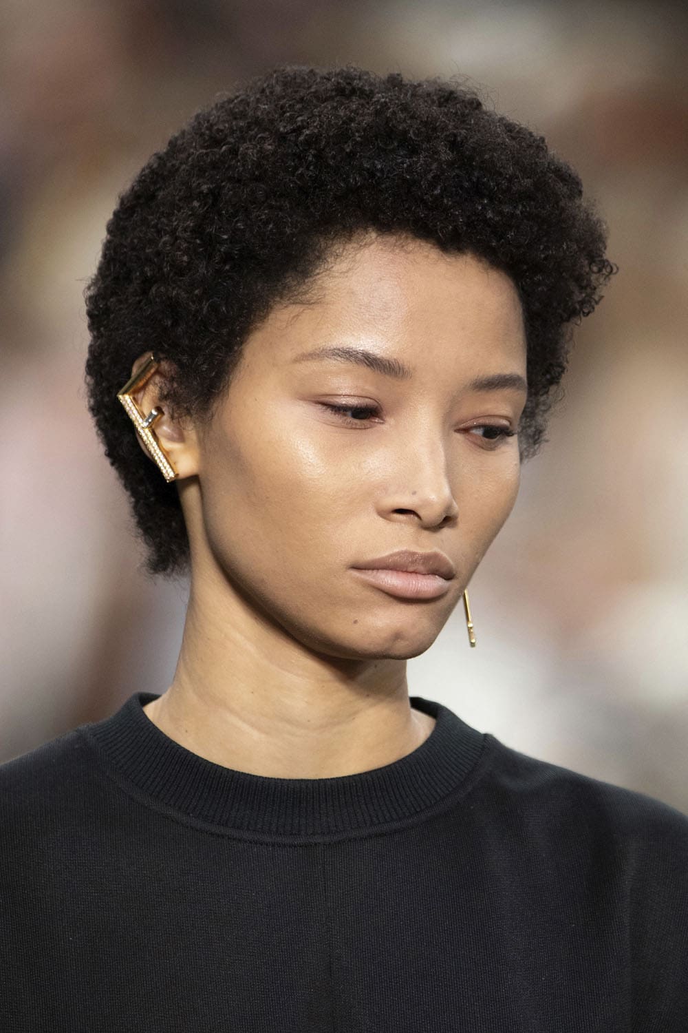 Fendi Fall Winter 2022-2023 Close Up Details Accessories Runway Magazine