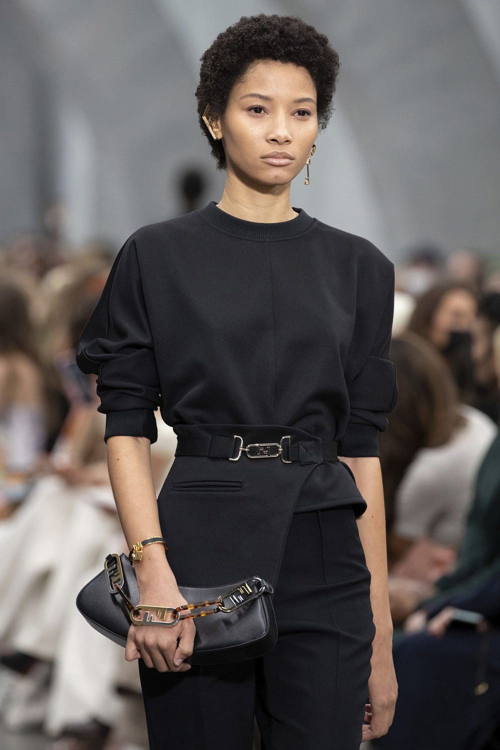 Fendi Fall Winter 2022-2023 Close Up Details Accessories Runway Magazine