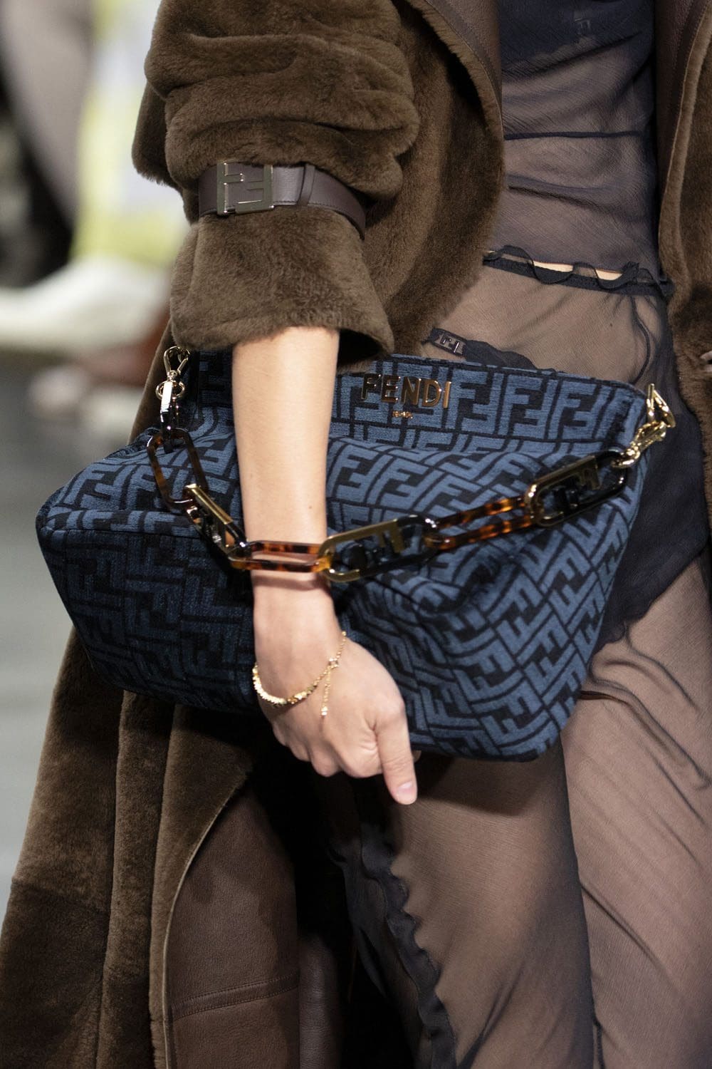 Fendi Fall Winter 2022-2023 Close Up Details Accessories Runway Magazine