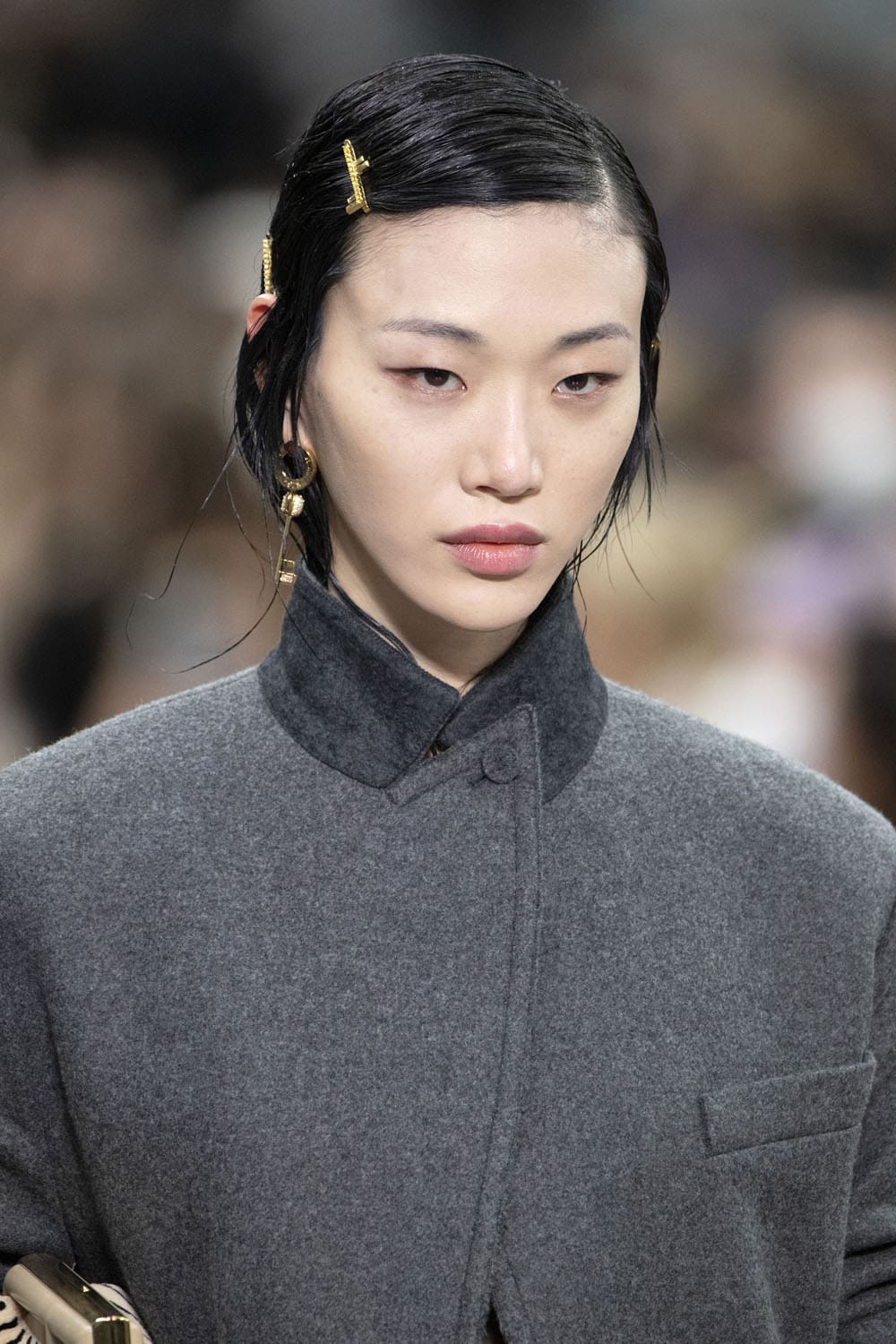 Fendi Fall Winter 2022-2023 Close Up Details Accessories Runway Magazine