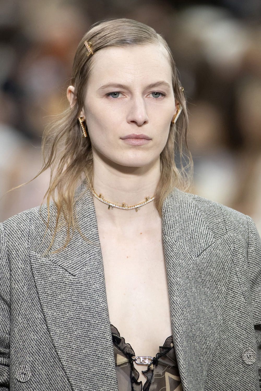 Fendi Fall Winter 2022-2023 Close Up Details Accessories Runway Magazine