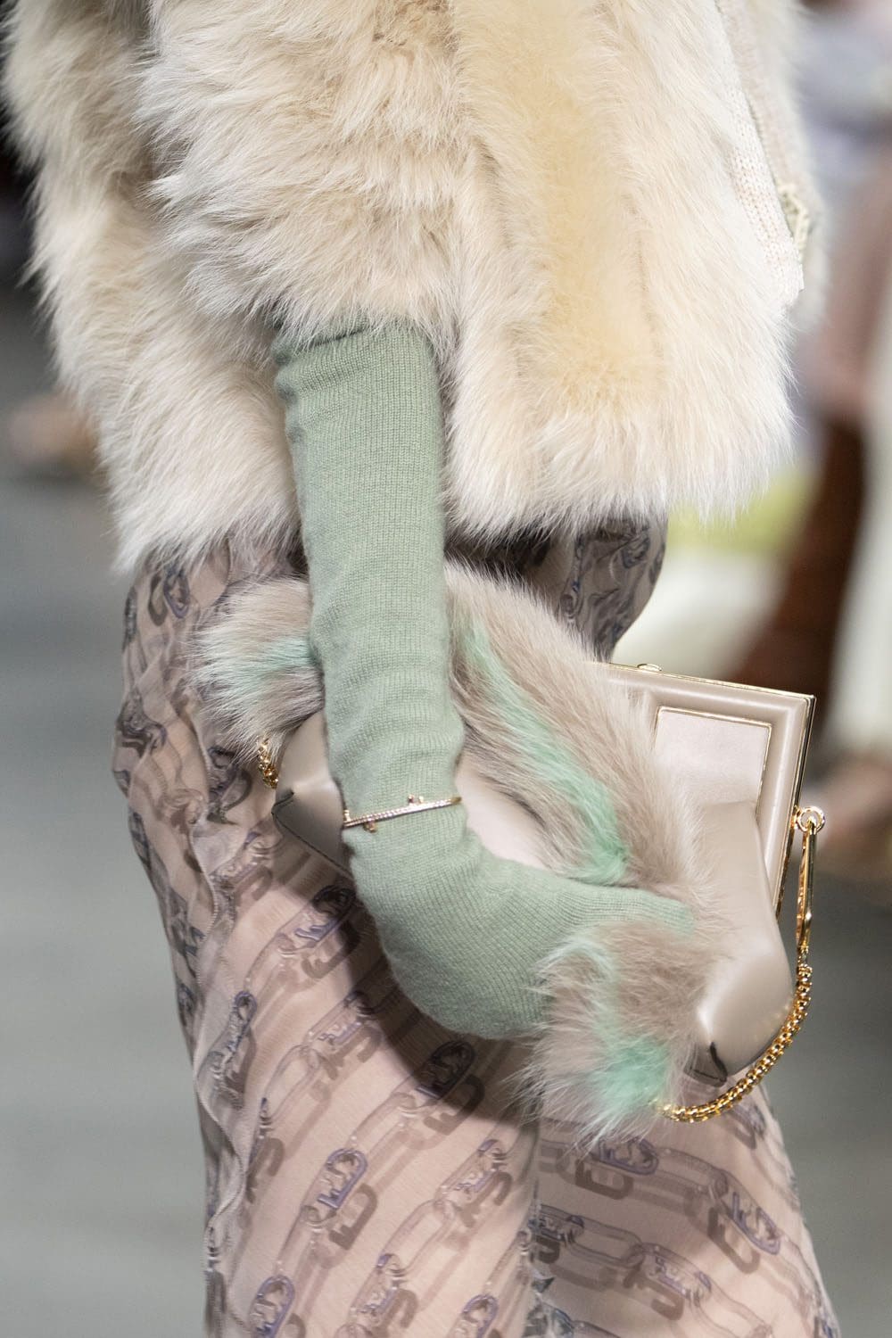 Fendi Fall Winter 2022-2023 Close Up Details Accessories Runway Magazine