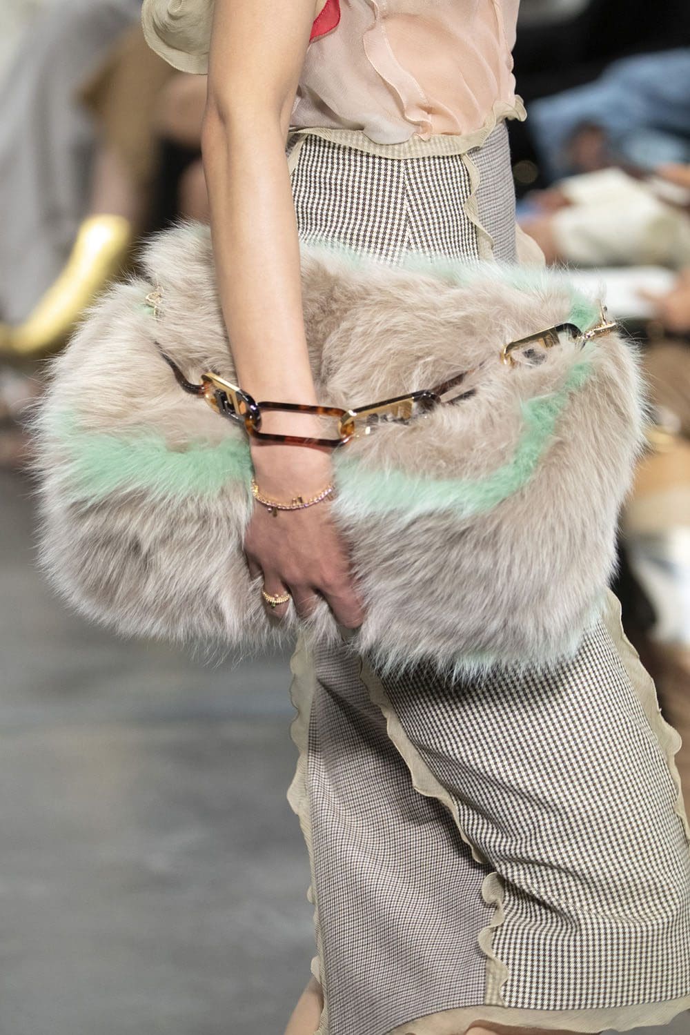 Fendi Fall Winter 2022-2023 Close Up Details Accessories Runway Magazine