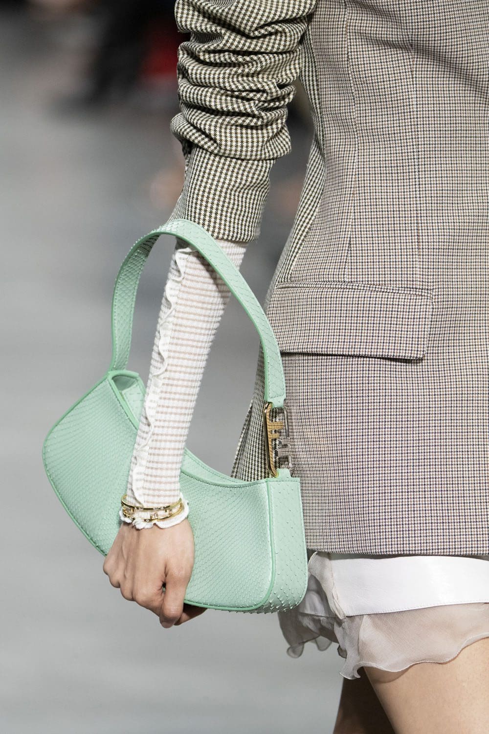 Fendi Fall Winter 2022-2023 Close Up Details Accessories Runway Magazine