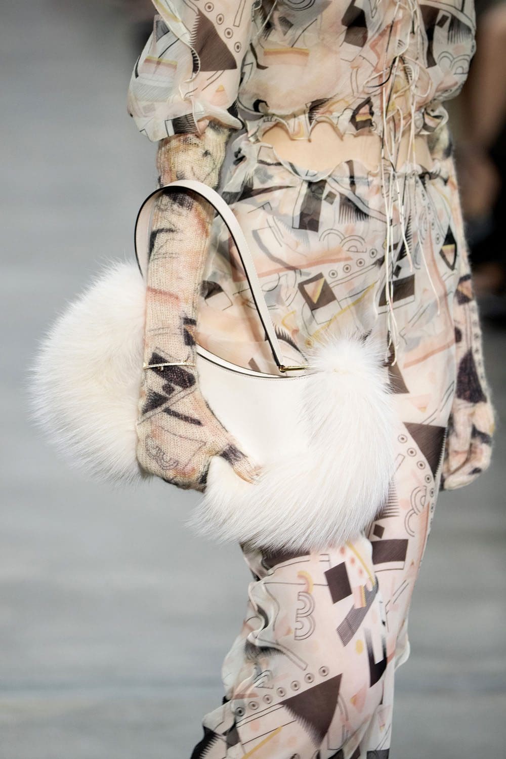 Fendi Fall Winter 2022-2023 Close Up Details Accessories Runway Magazine