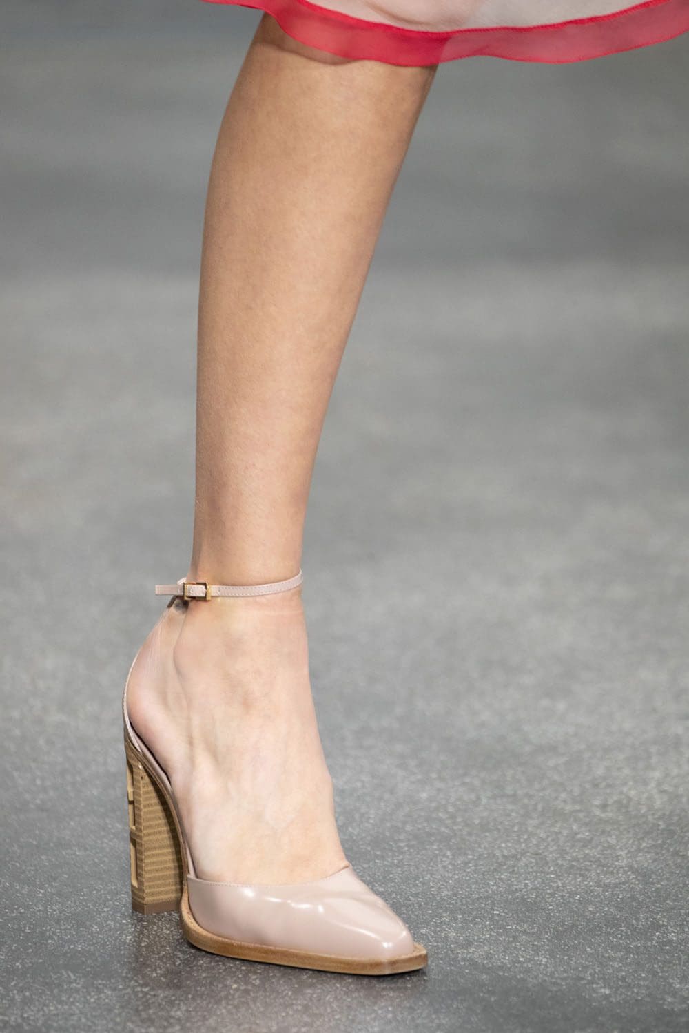 Fendi Fall Winter 2022-2023 Close Up Details Accessories Runway Magazine