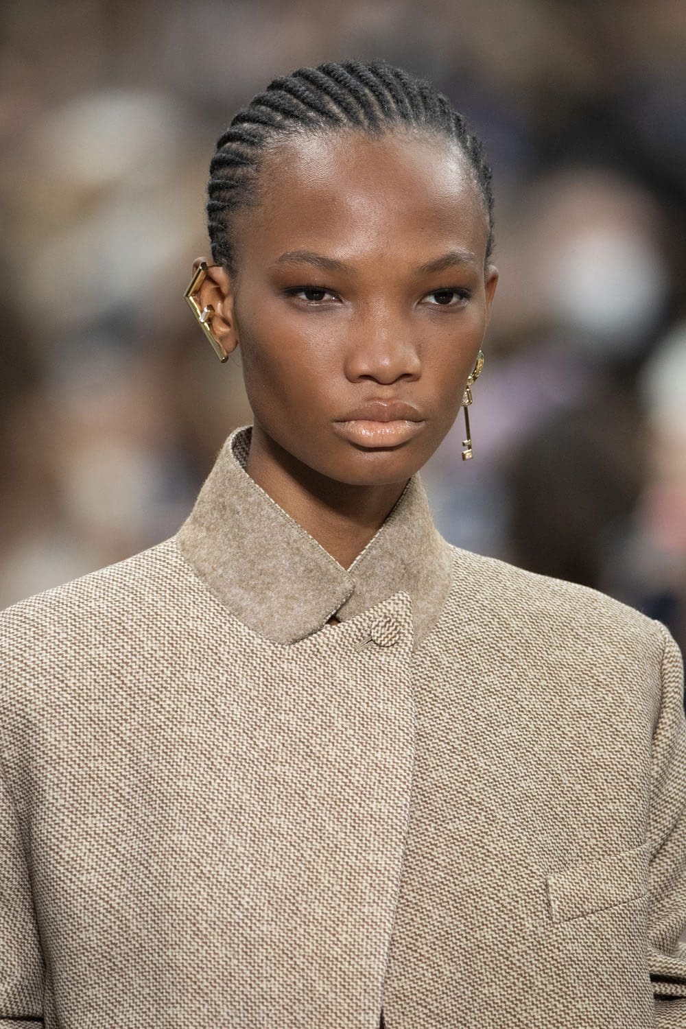 Fendi Fall Winter 2022-2023 Close Up Details Accessories Runway Magazine
