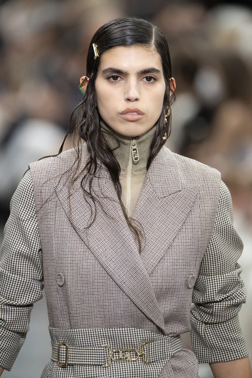 Fendi Fall Winter 2022-2023 Close Up Details Accessories Runway Magazine