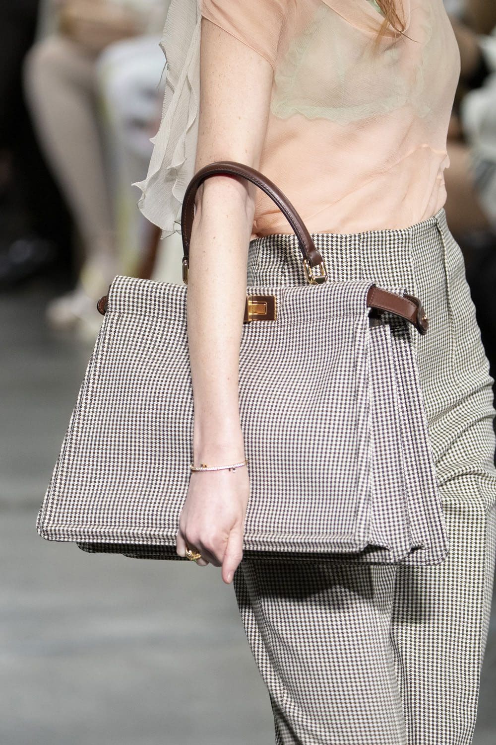 Fendi Fall Winter 2022-2023 Close Up Details Accessories Runway Magazine