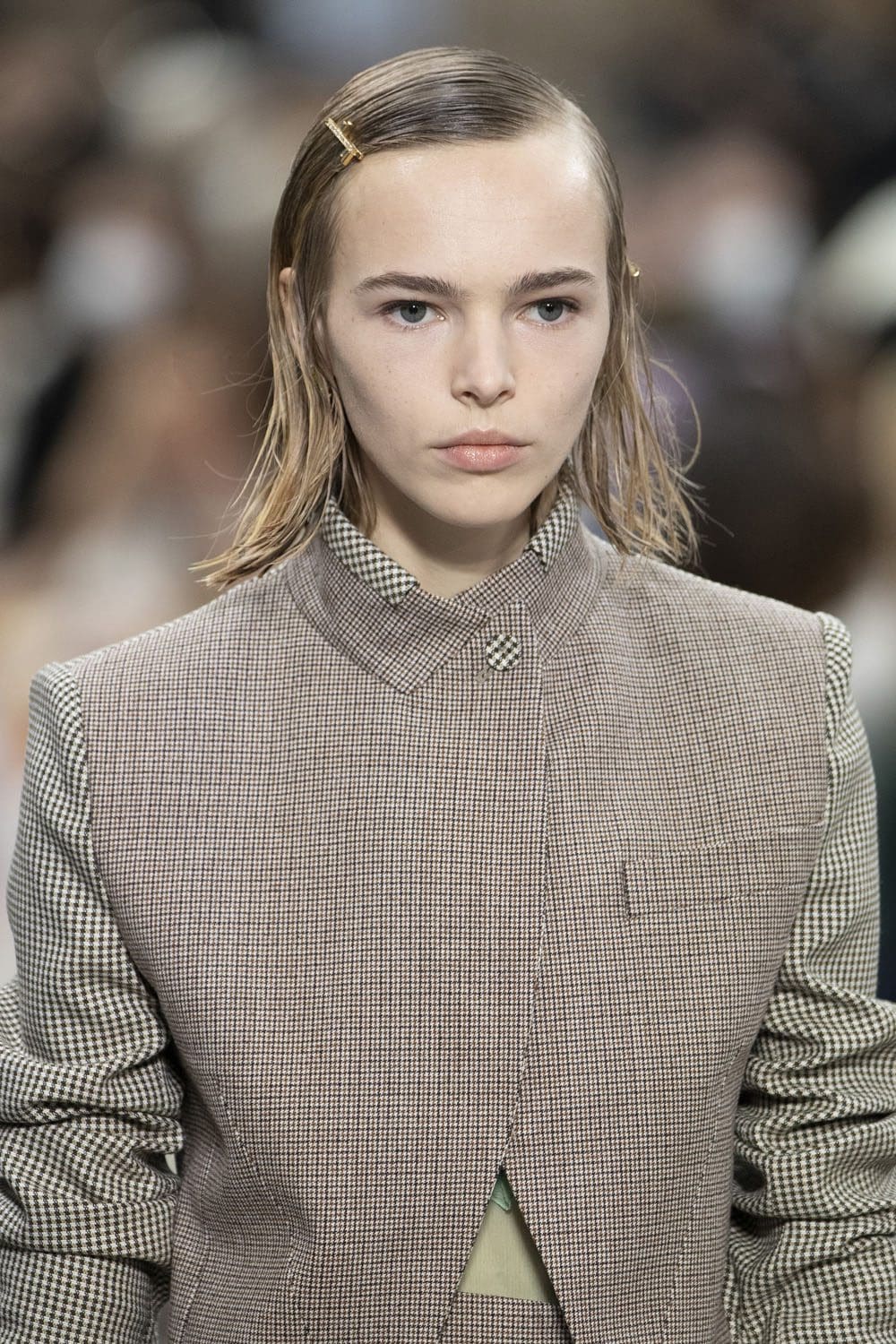 Fendi Fall Winter 2022-2023 Close Up Details Accessories Runway Magazine
