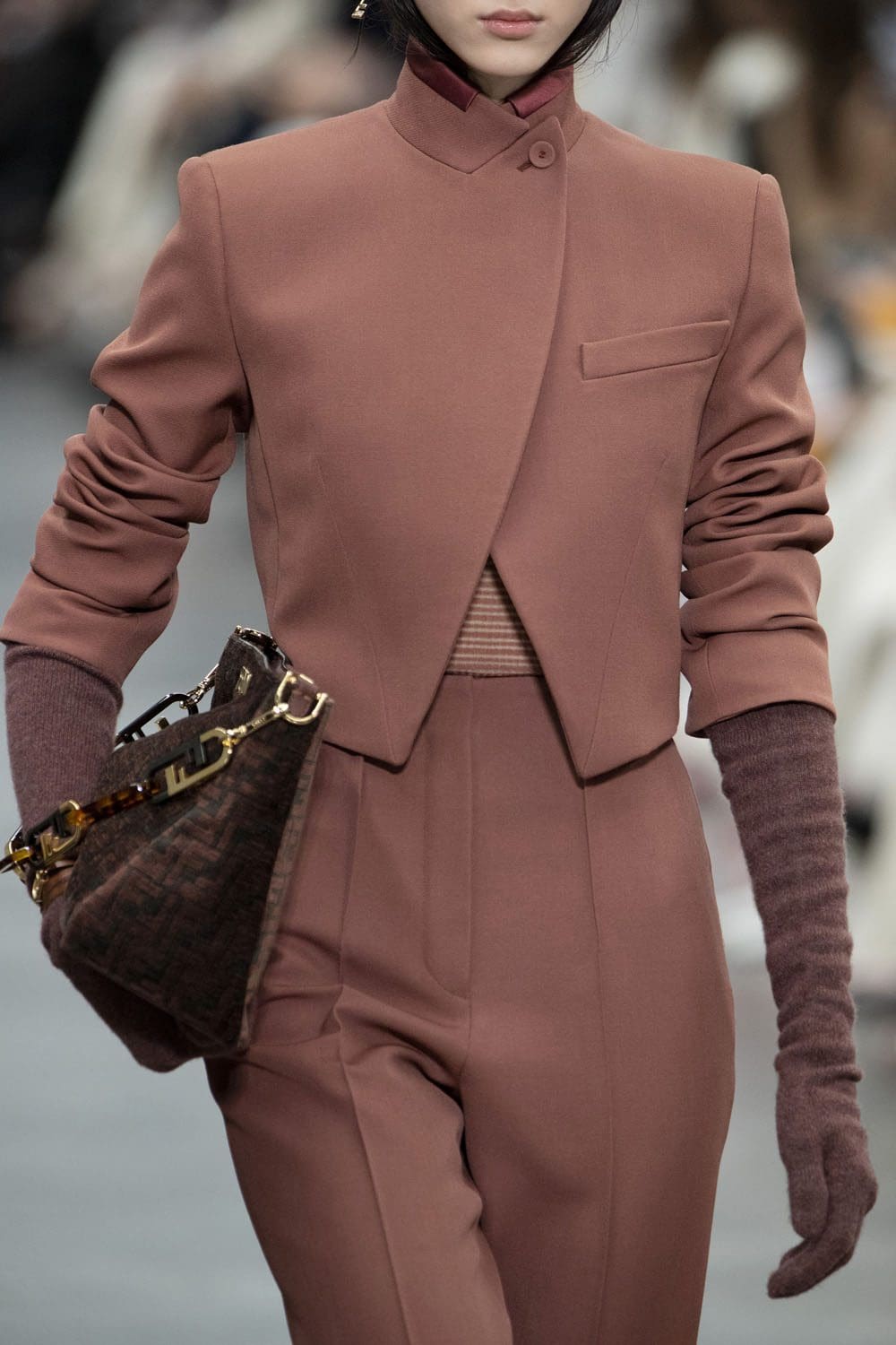 Fendi Fall Winter 2022-2023 Close Up Details Accessories Runway Magazine