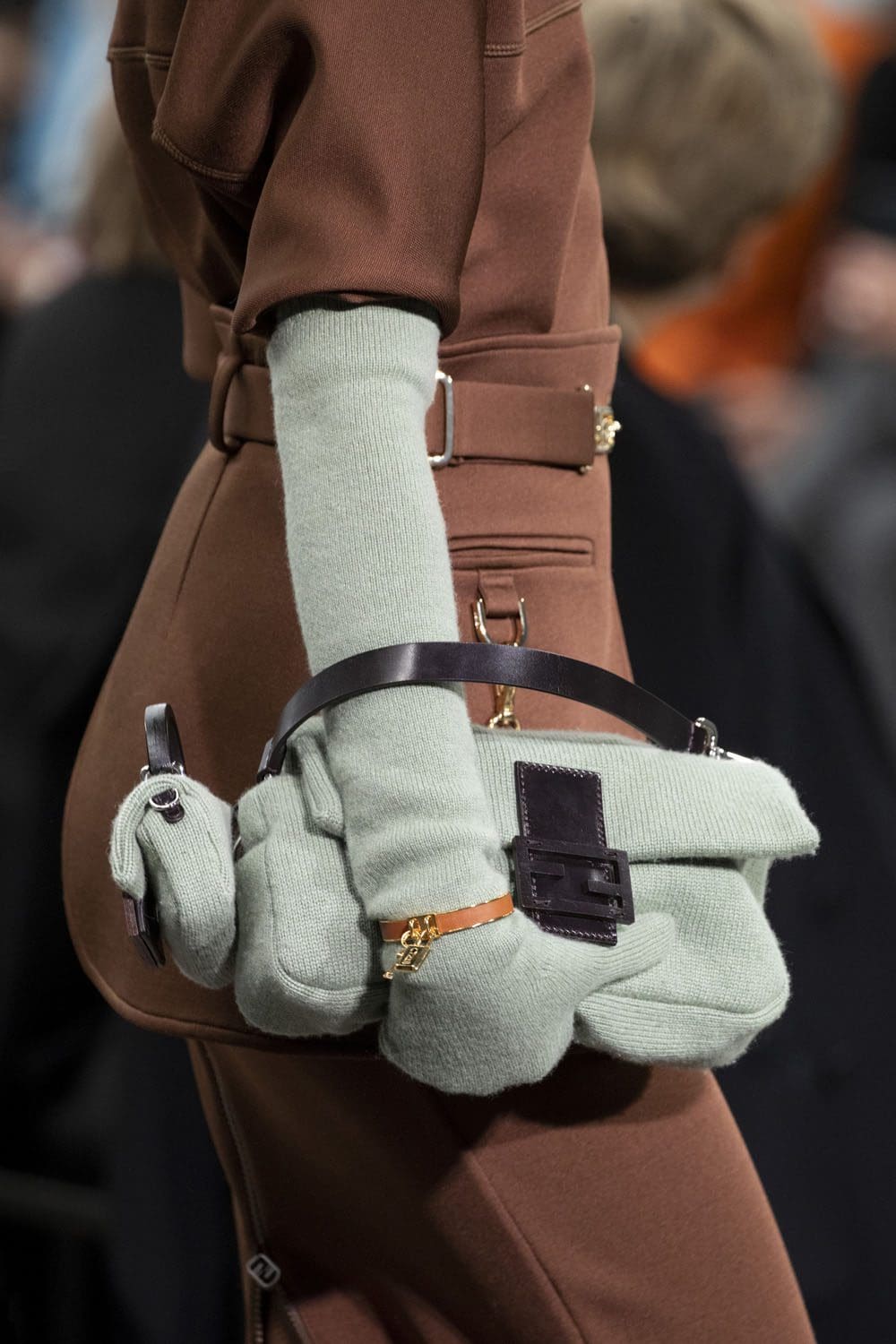 Fendi Fall Winter 2022-2023 Close Up Details Accessories Runway Magazine