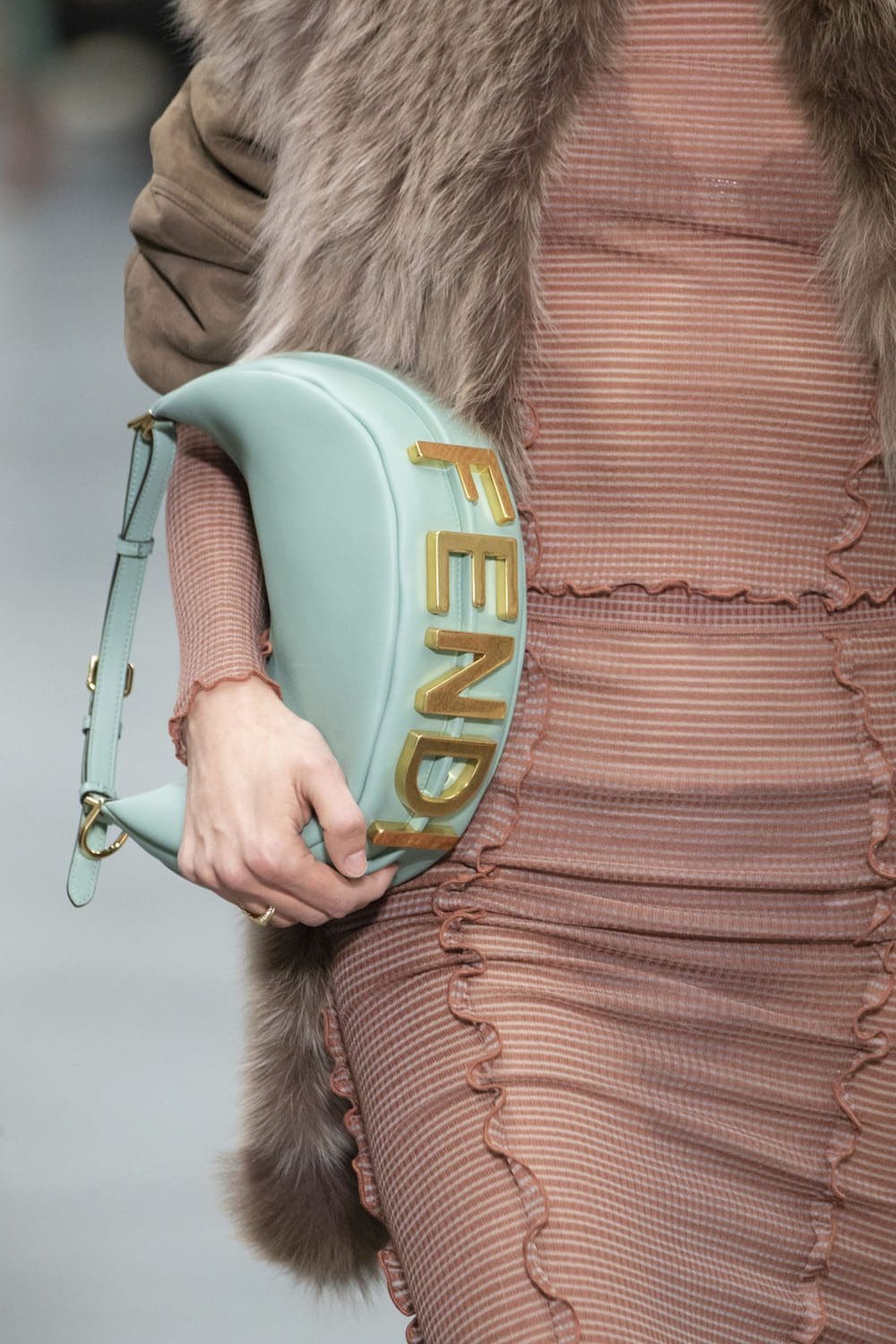 Fendi Fall Winter 2022-2023 Close Up Details Accessories Runway Magazine