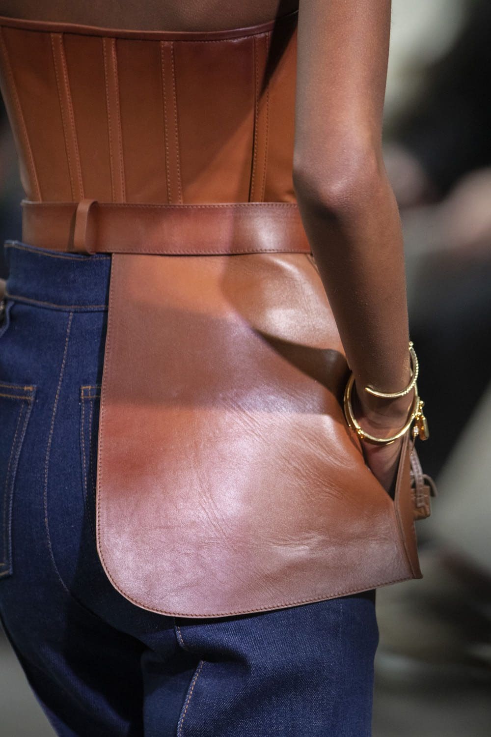 Fendi Fall Winter 2022-2023 Close Up Details Accessories Runway Magazine