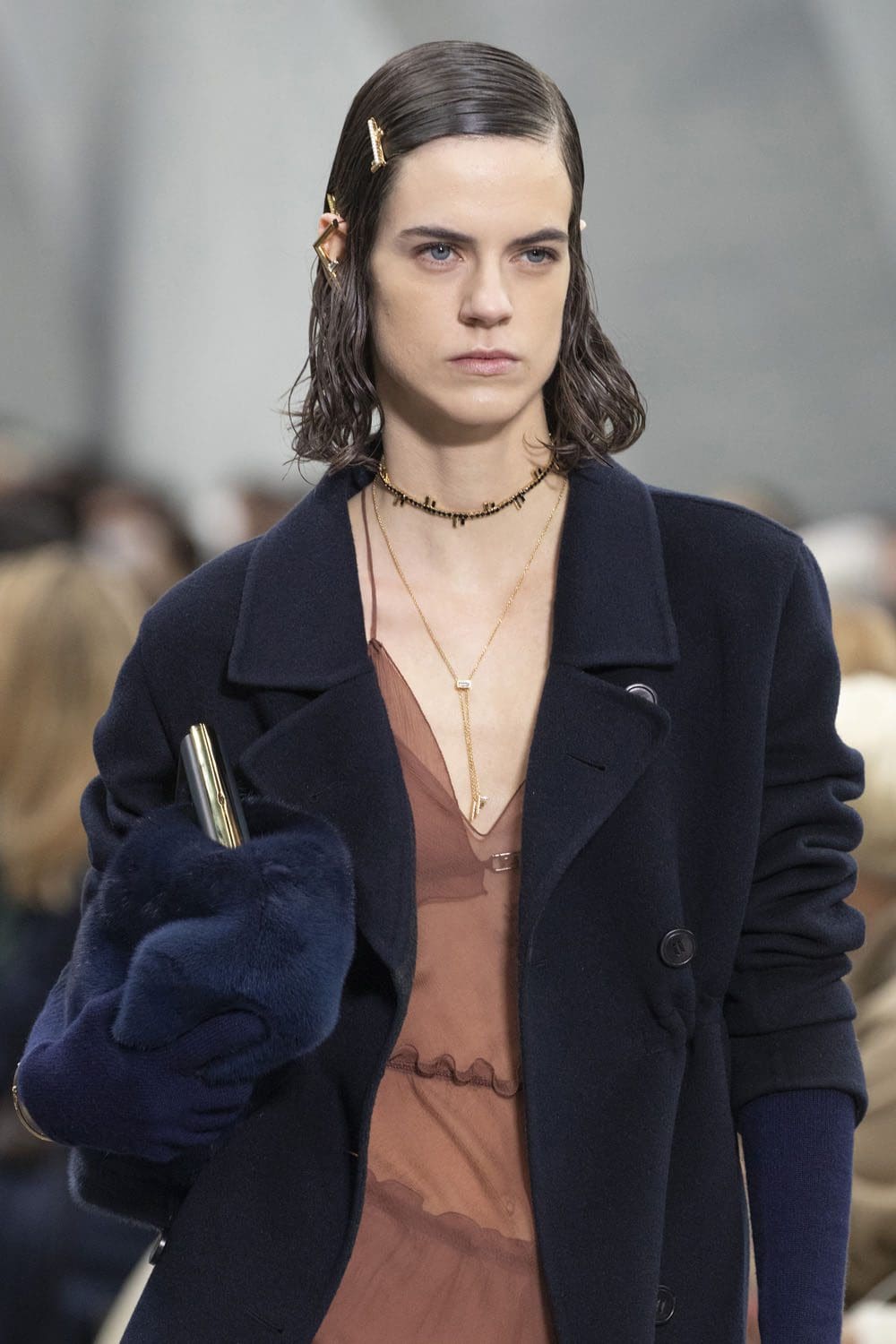 Fendi Fall Winter 2022-2023 Close Up Details Accessories Runway Magazine