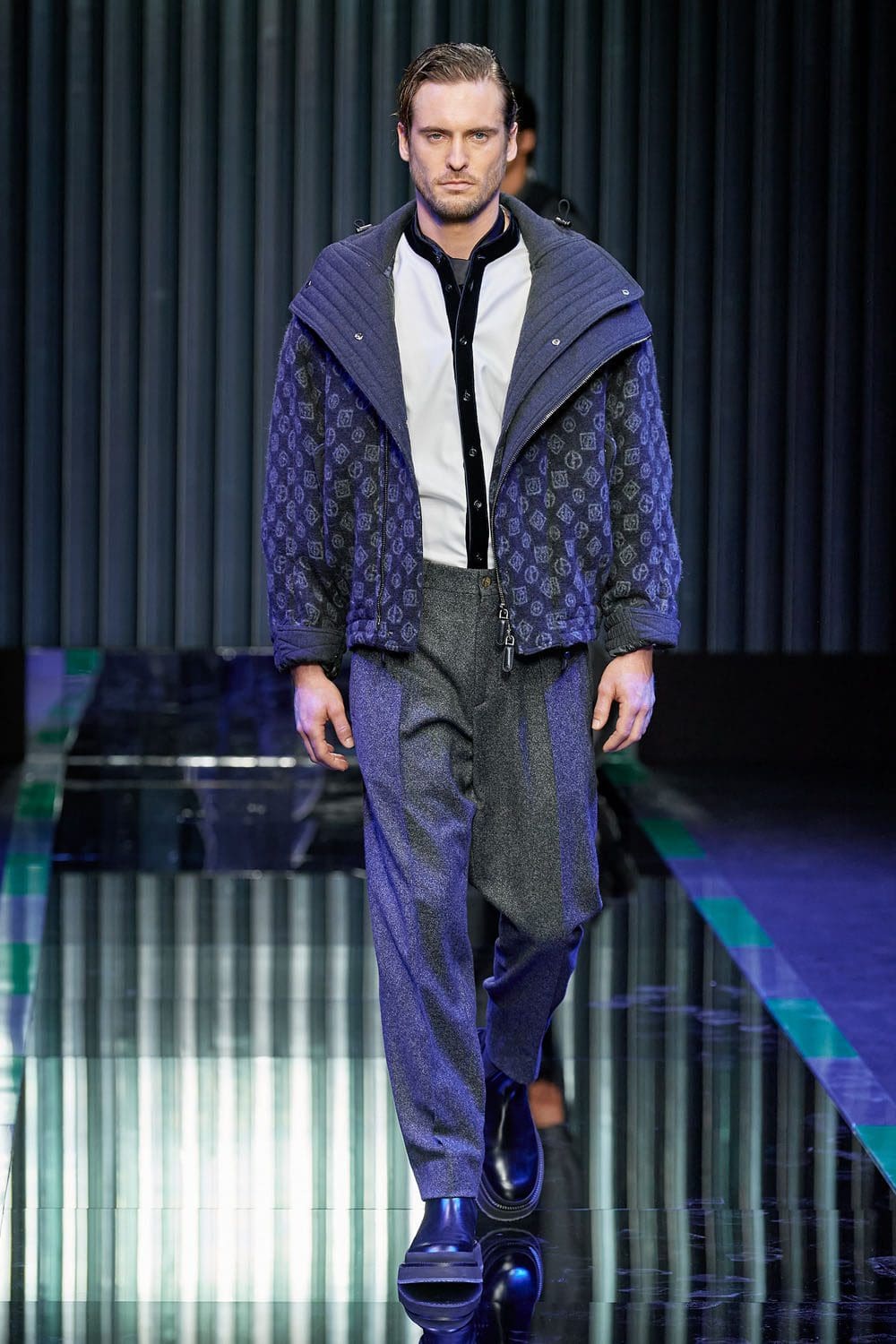 Giorgio Armani 2022 秋冬系列2023 米兰 Runway 杂志