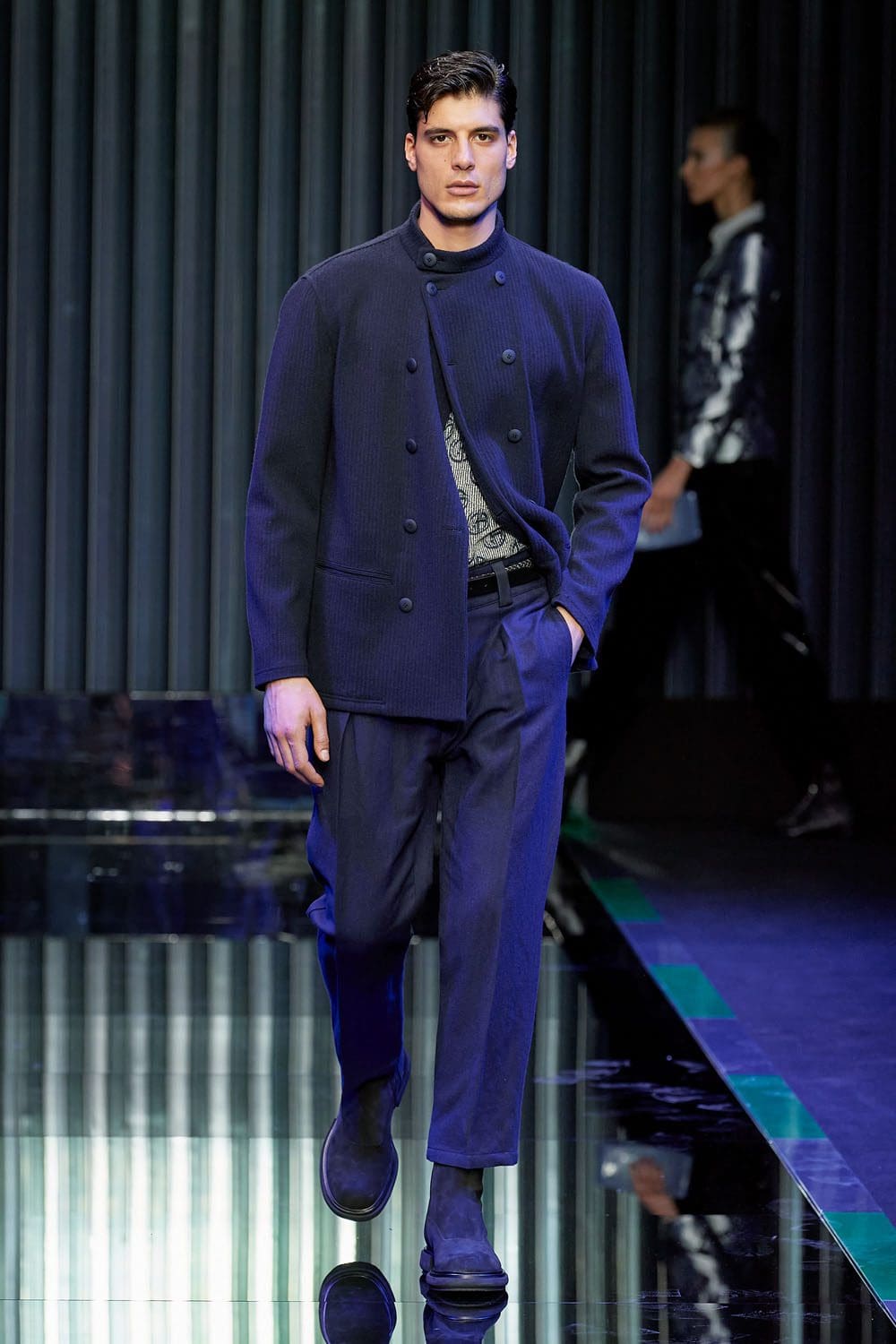 Giorgio Armani 2022 秋冬系列2023 米兰 Runway 杂志