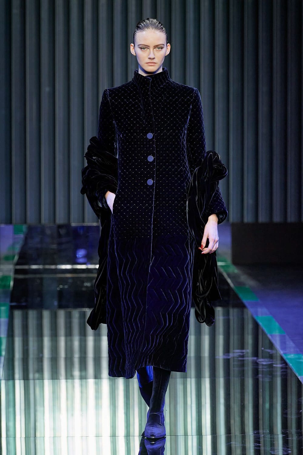 Giorgio Armani 2022 秋冬系列2023 米兰 Runway 杂志