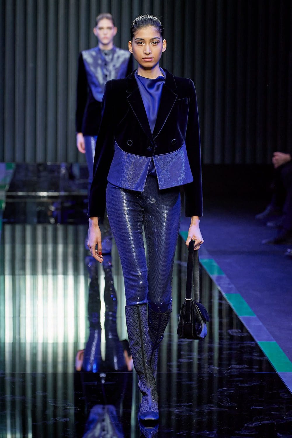 Giorgio Armani 2022 秋冬系列2023 米兰 Runway 杂志