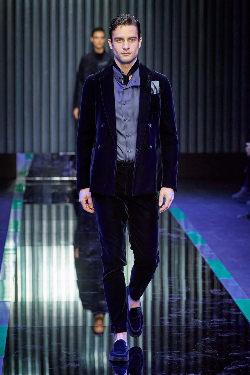 Giorgio Armani 2022 秋冬系列2023 米兰 Runway 杂志
