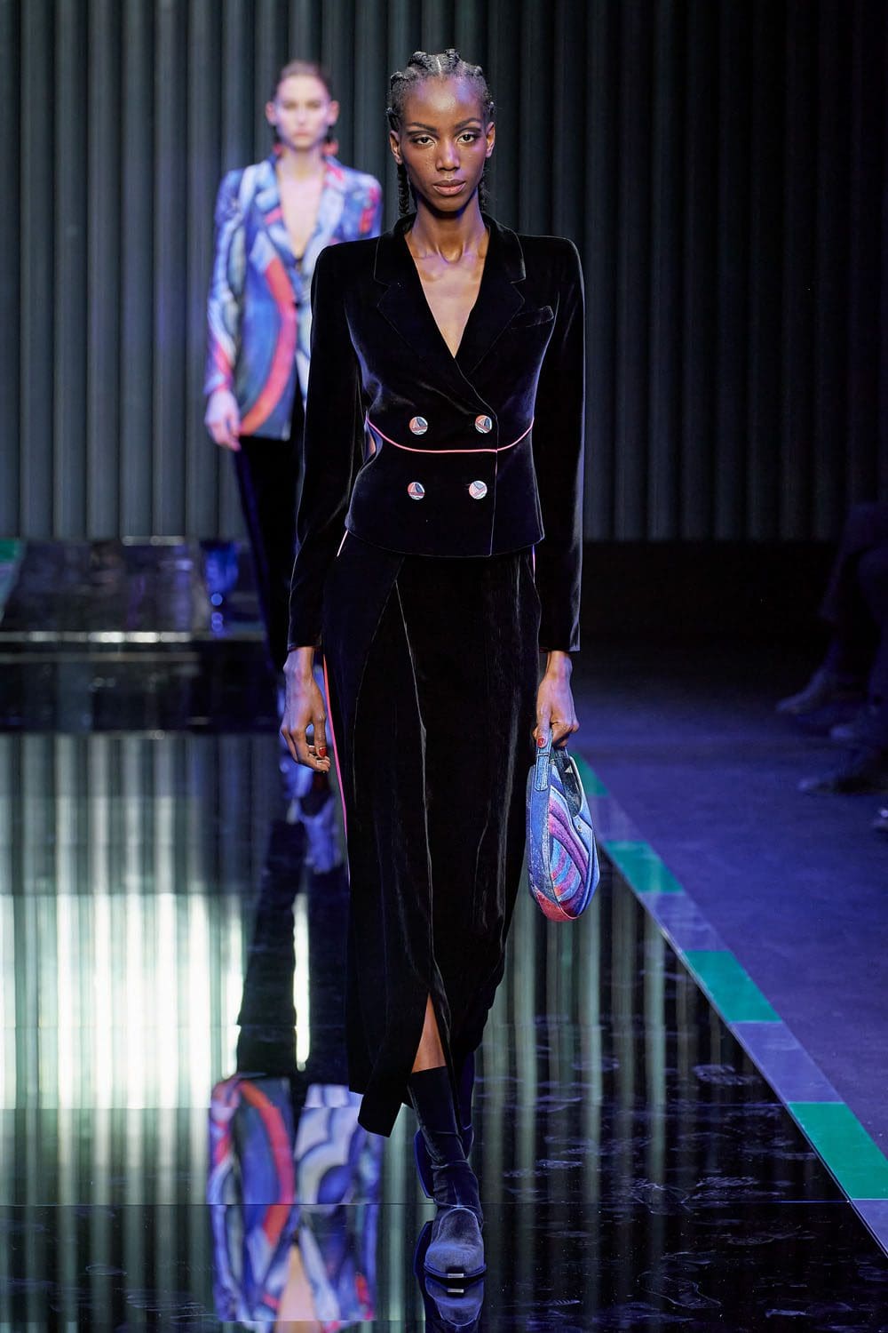 Giorgio Armani 2022 秋冬系列2023 米兰 Runway 杂志