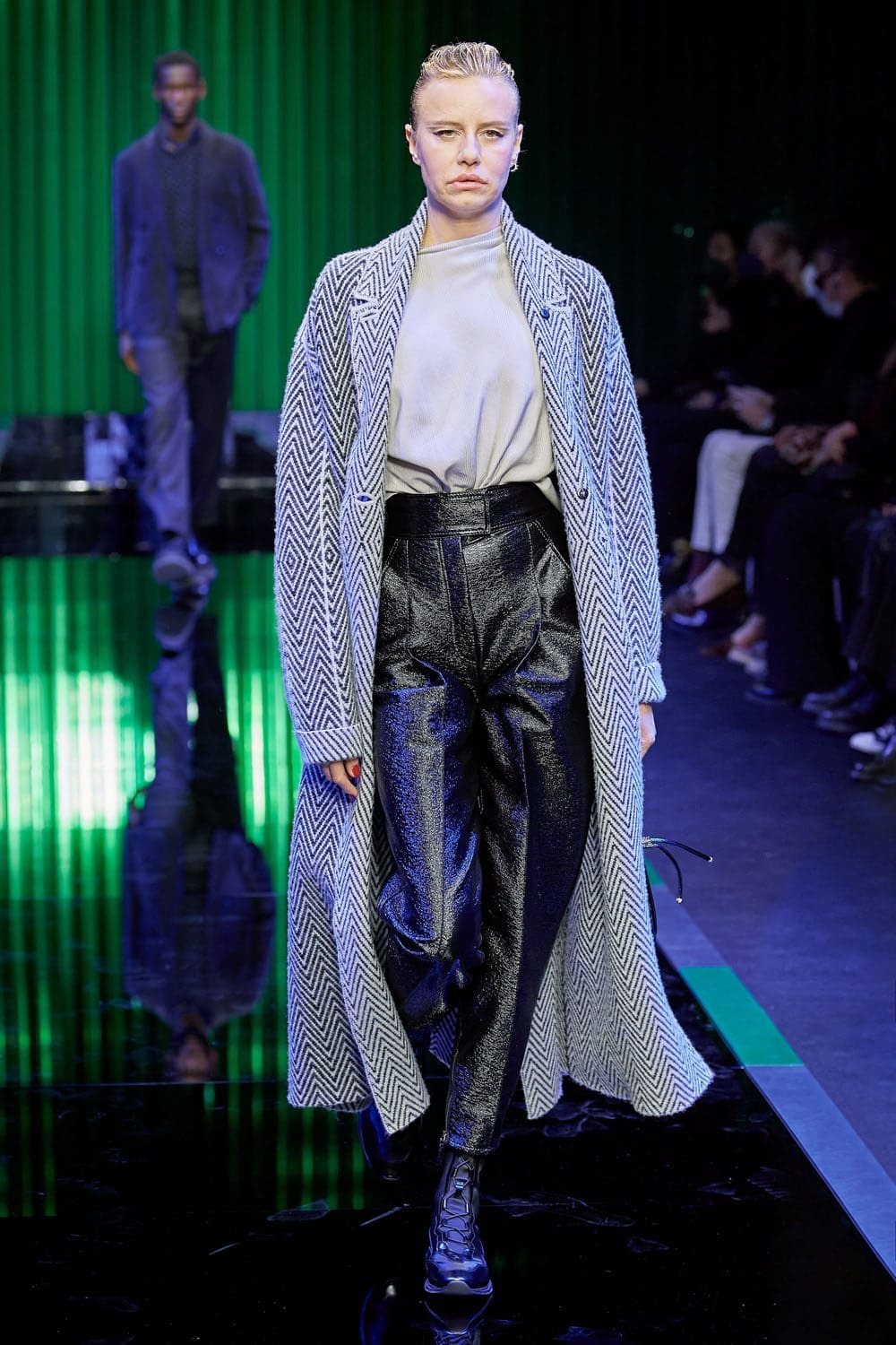 Giorgio Armani 2022 秋冬系列2023 米兰 Runway 杂志