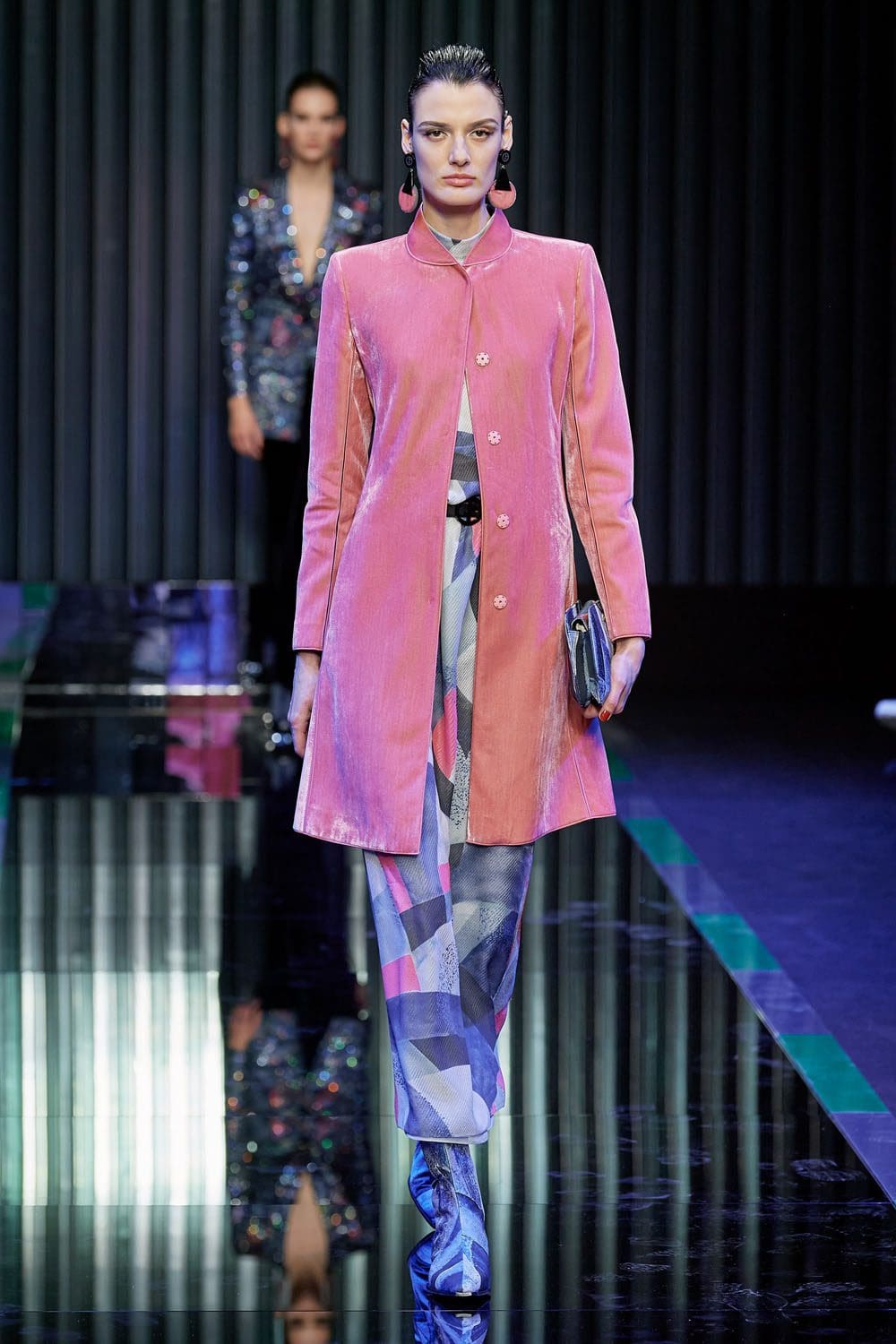 Giorgio Armani 2022 秋冬系列2023 米兰 Runway 杂志