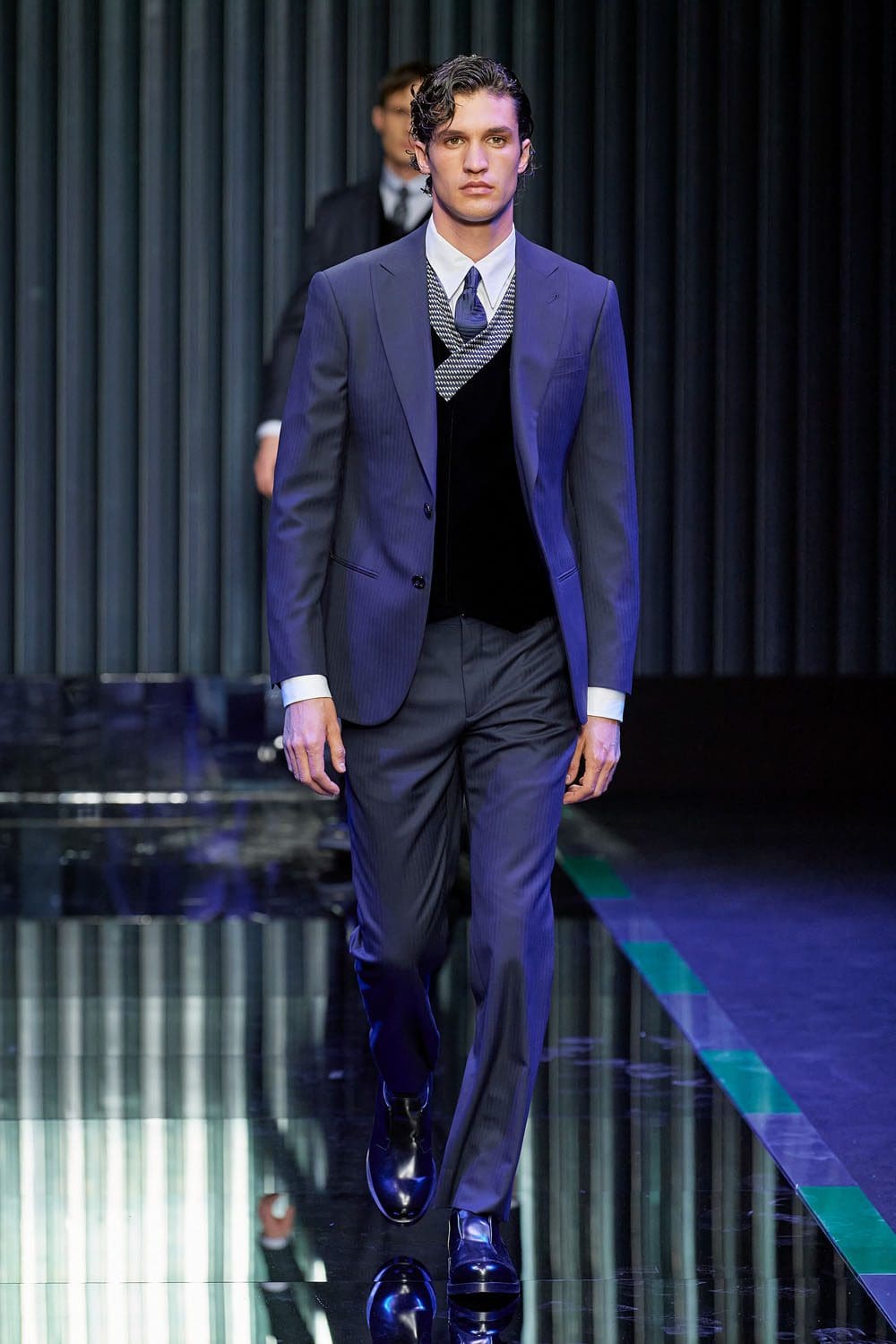Giorgio Armani 2022 秋冬系列2023 米兰 Runway 杂志