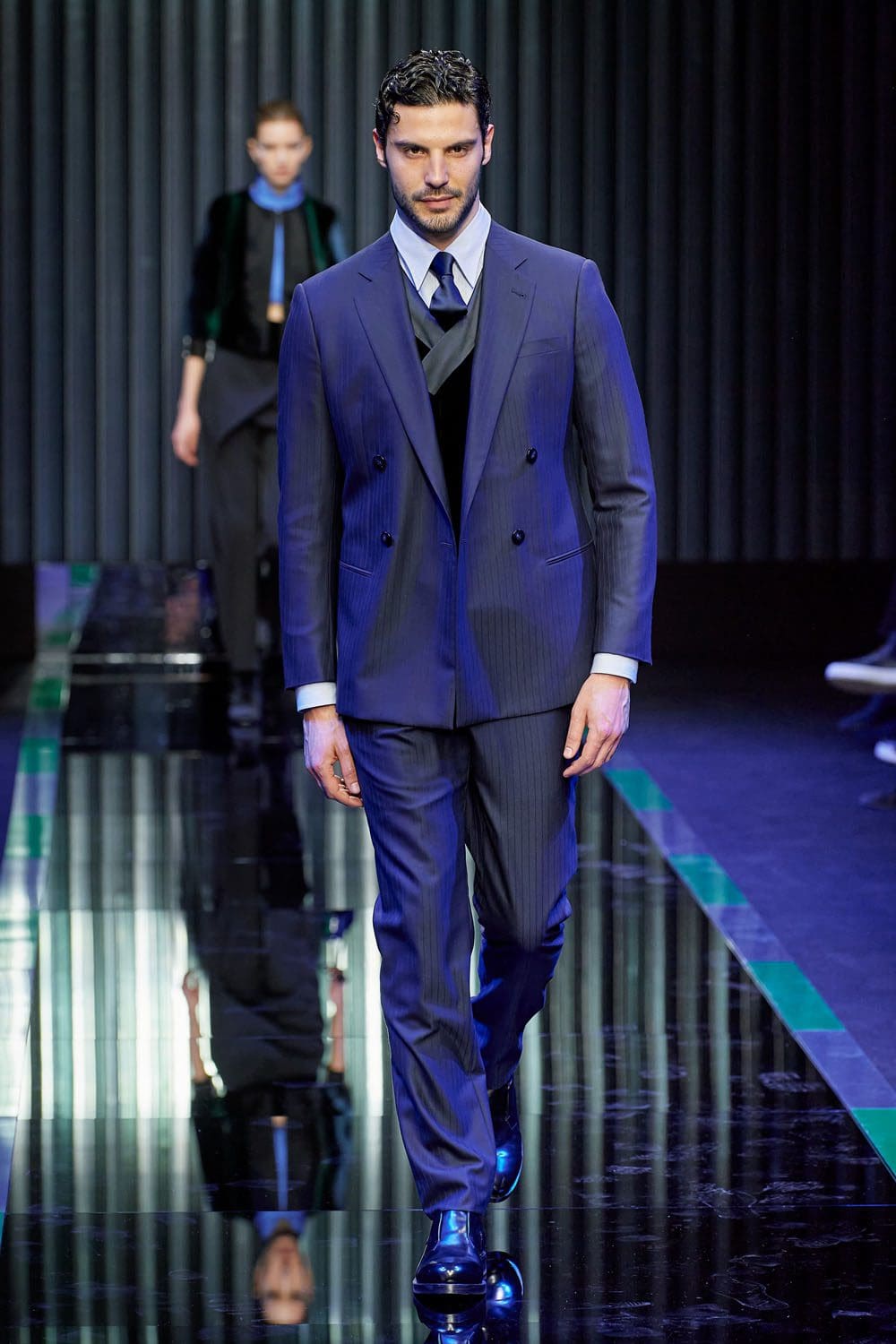 Giorgio Armani 2022 秋冬系列2023 米兰 Runway 杂志