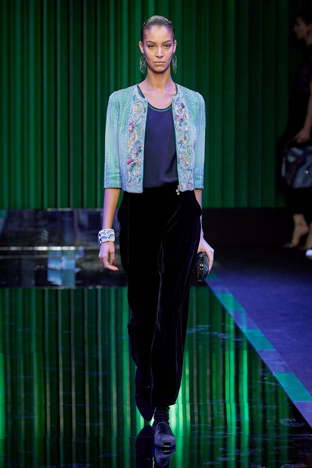 Giorgio Armani 2022 秋冬系列2023 米兰 Runway 杂志