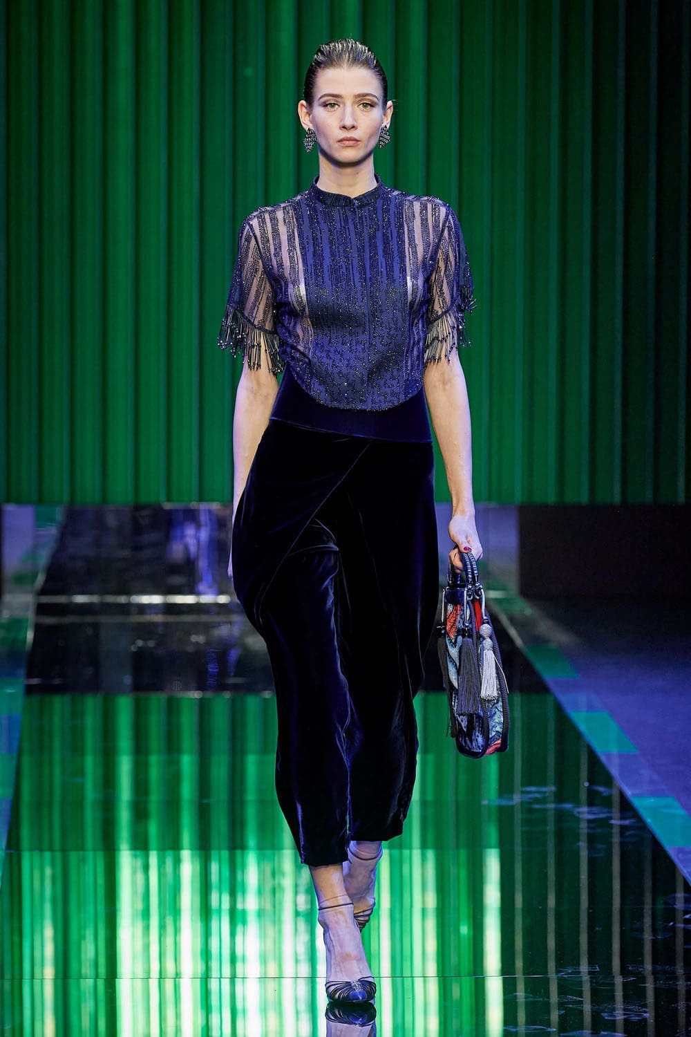 Giorgio Armani 2022 秋冬系列2023 米兰 Runway 杂志